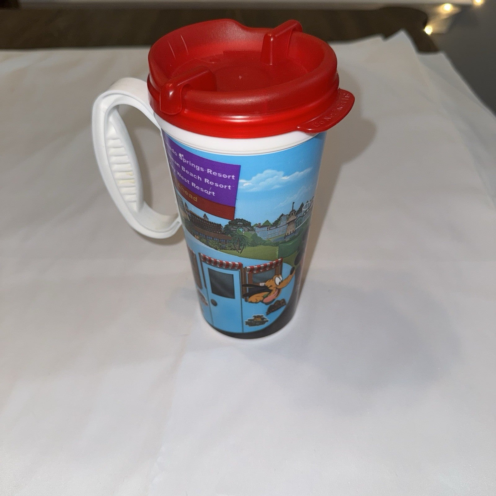 Mickey Walt Disney World Resort Refillable Souvenir Mug ( Red Lid and white hand