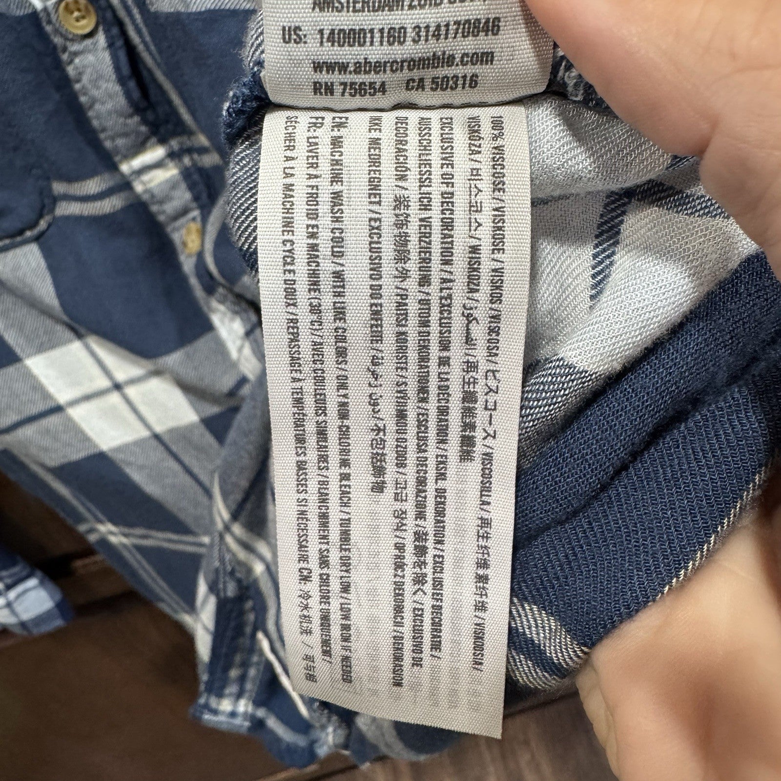 Women’s Abercrombie & Fitch Blue, Red, Green Plaid MUSCLE Flannel Shirt Size S