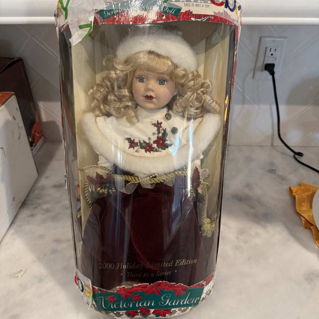 BK Victoria Garden Porcelain Doll 2000 Holiday Limited Edition Third in Series