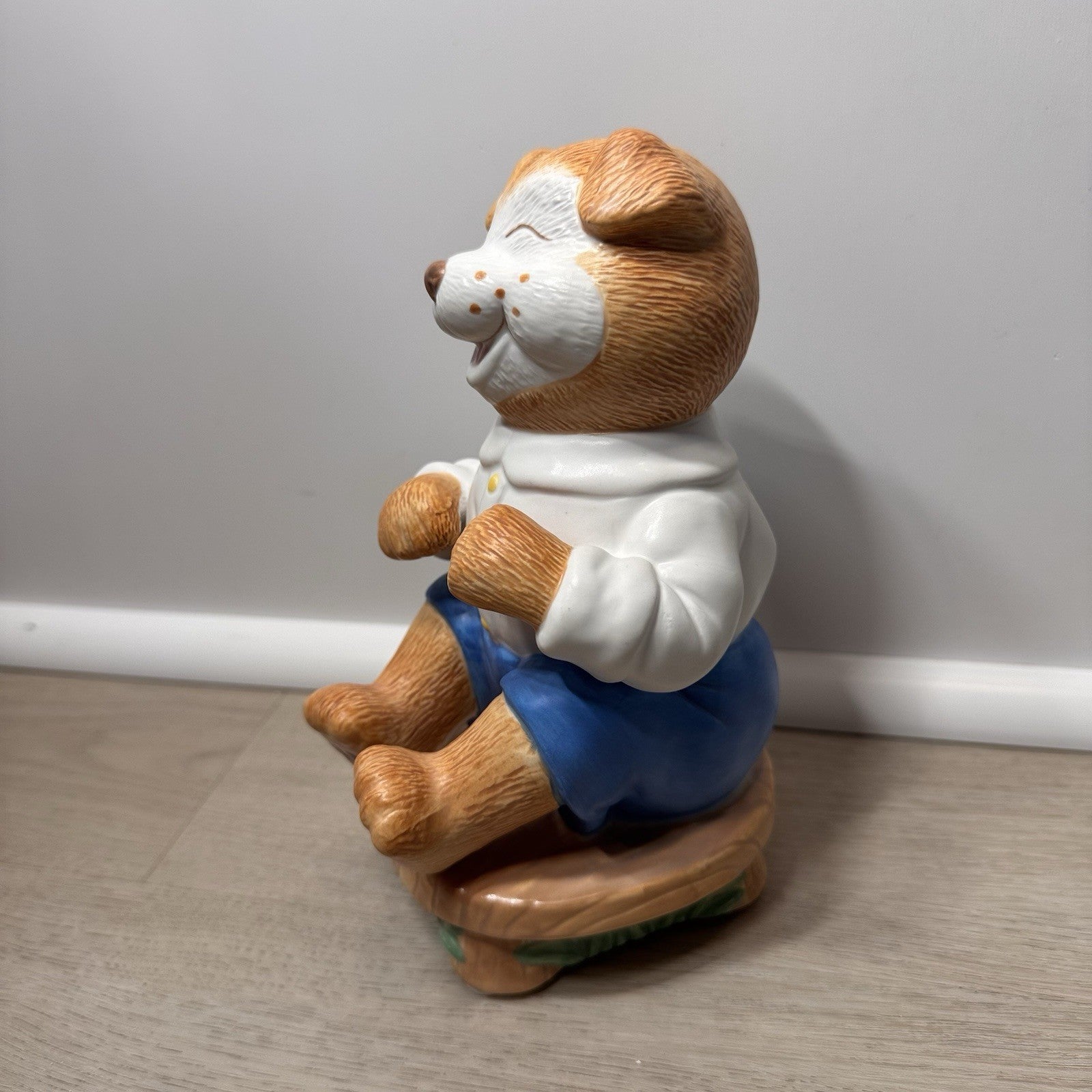 Vintage Franklin Mint The Laughing Dog Porcelain Musical Coin Bank 1980s Decor