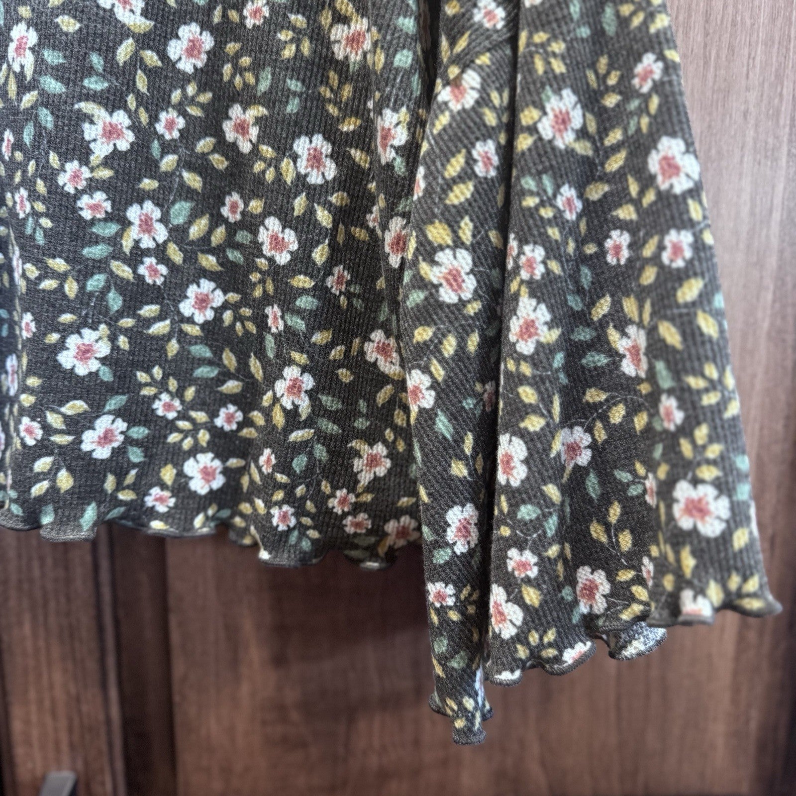 Altar’d State Floral Bell Sleeve Knit Top Size Small – Boho Ribbed Long Sleeve