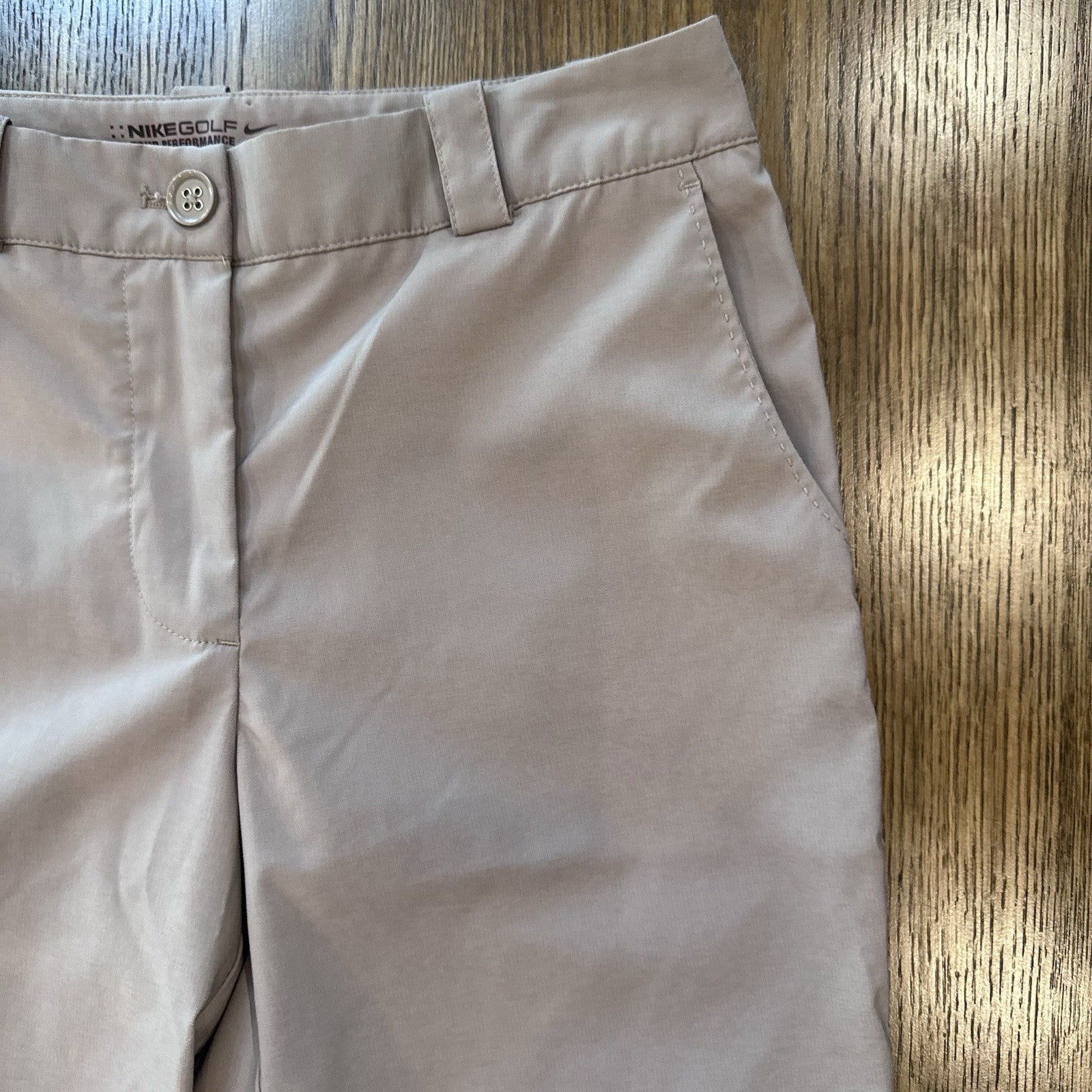 Nike Golf Dri-Fit Tour Performance Shorts Beige Size 4 Women’s Casual 
