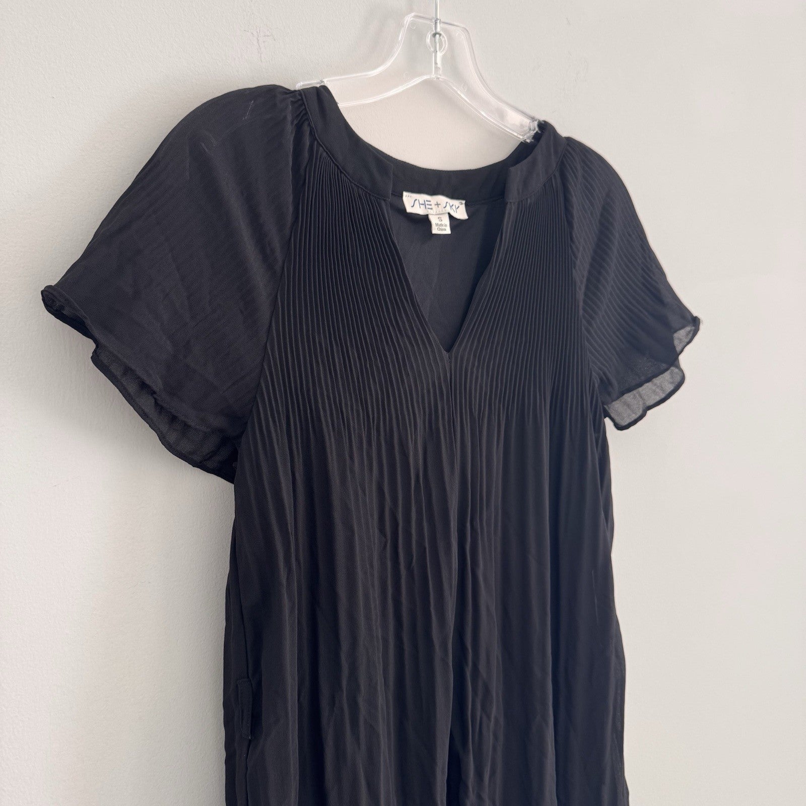 She + Sky Black Pleated Flutter Sleeve Mini Dress Women's Size S V-Neck Lined