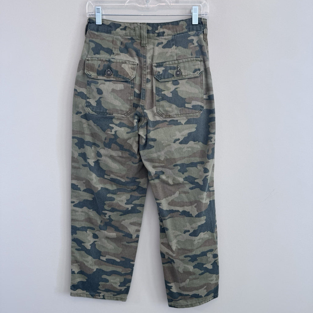 We The Free Remy Twenty Six Camo Utility Pants Womens Cropped Army Green 26