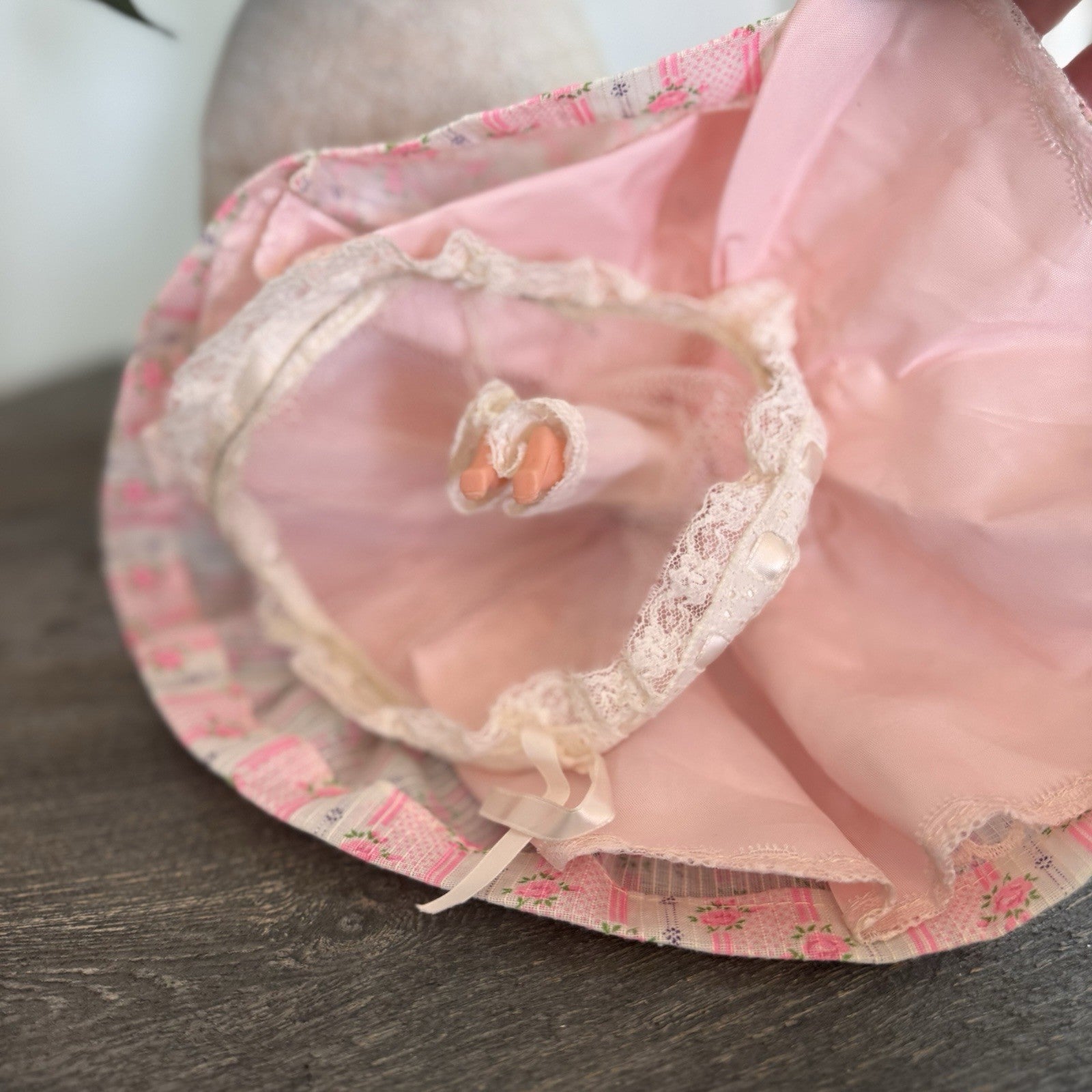 Vintage Southern Belle Souvenir Doll 8.5" Pink Rose Floral Gown Lace Bonnet 1950