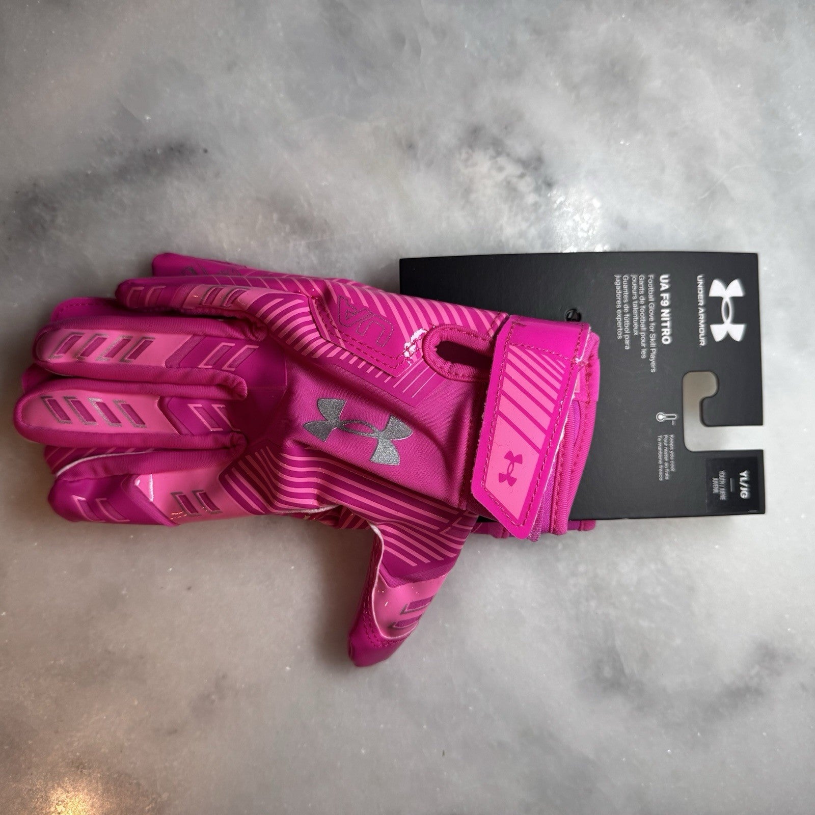 Under Armour UA F9 Nitro Football Gloves Youth Large Pink New With Tags