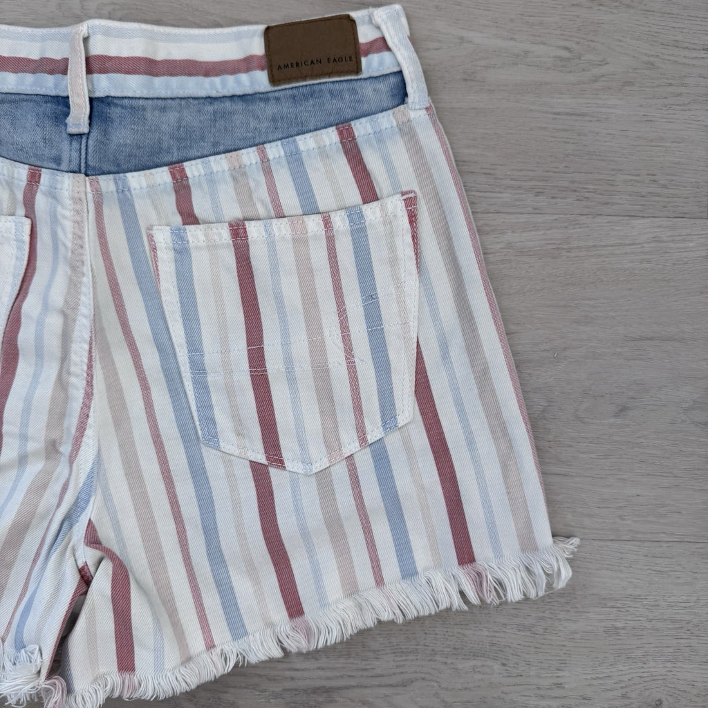 American Eagle Mom Shorts Women’s 4 Y2K Stripe Denim Frayed Raw Hem