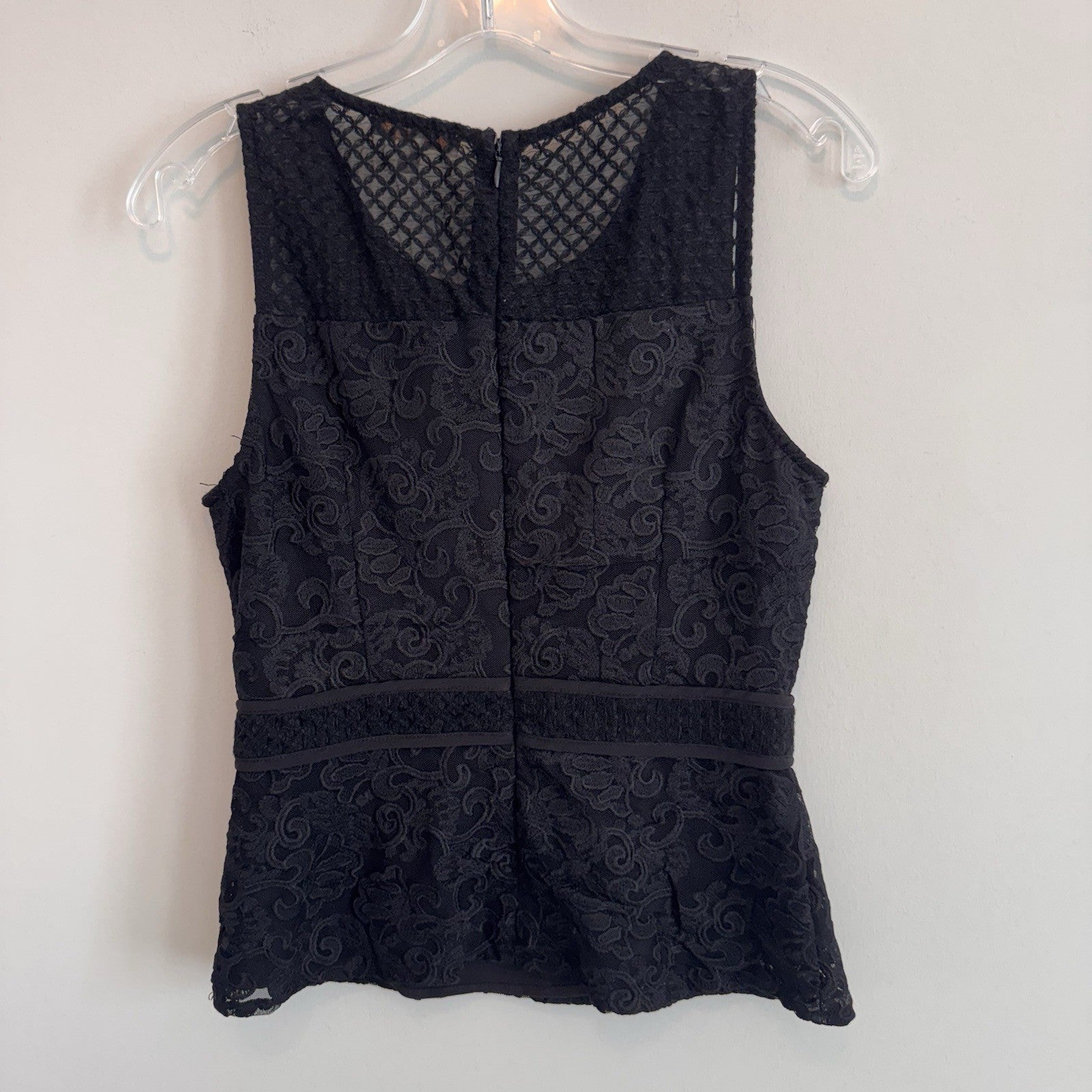Skies Are Blue Lace Peplum Top Black Sleeveless Blouse Women’s S Boutique 