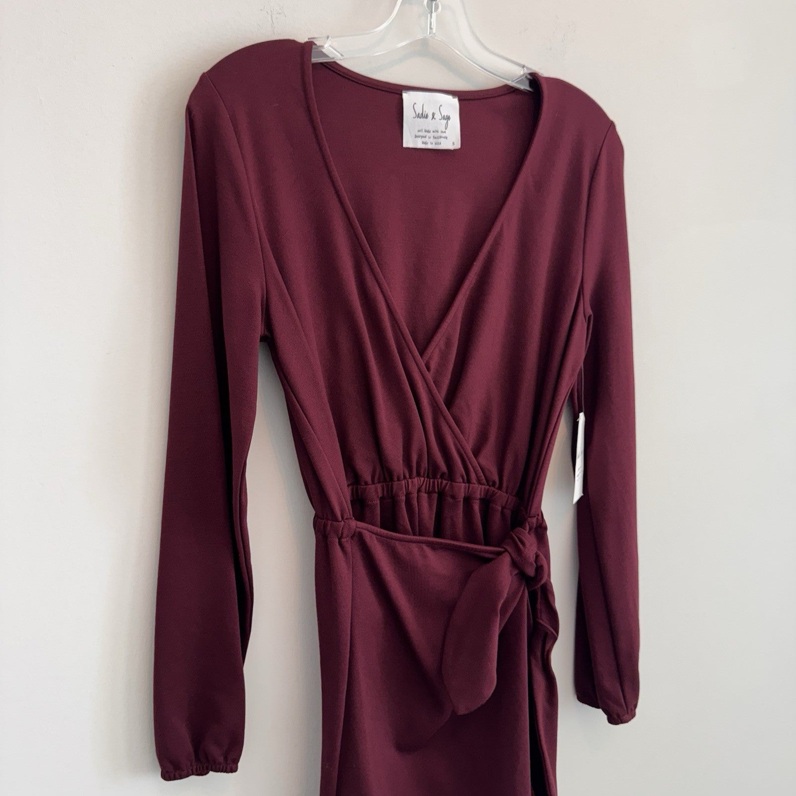 NWT Sadie & Sage Women Small Burgundy Faux Wrap Dress Long Sleeve Boho Boutique