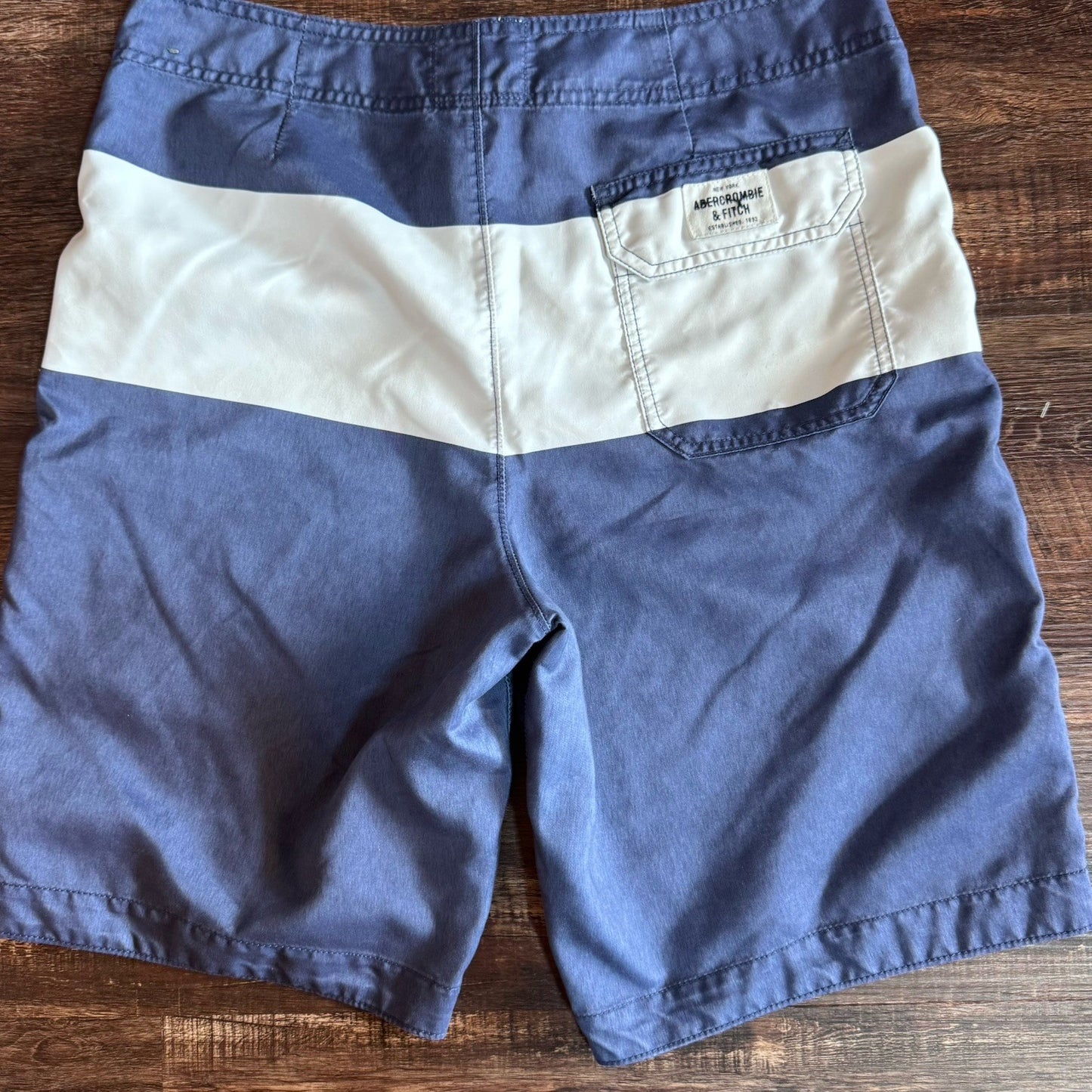 Abercrombie & Fitch Men’s Swim Trunks Size L | Blue White Board Shorts