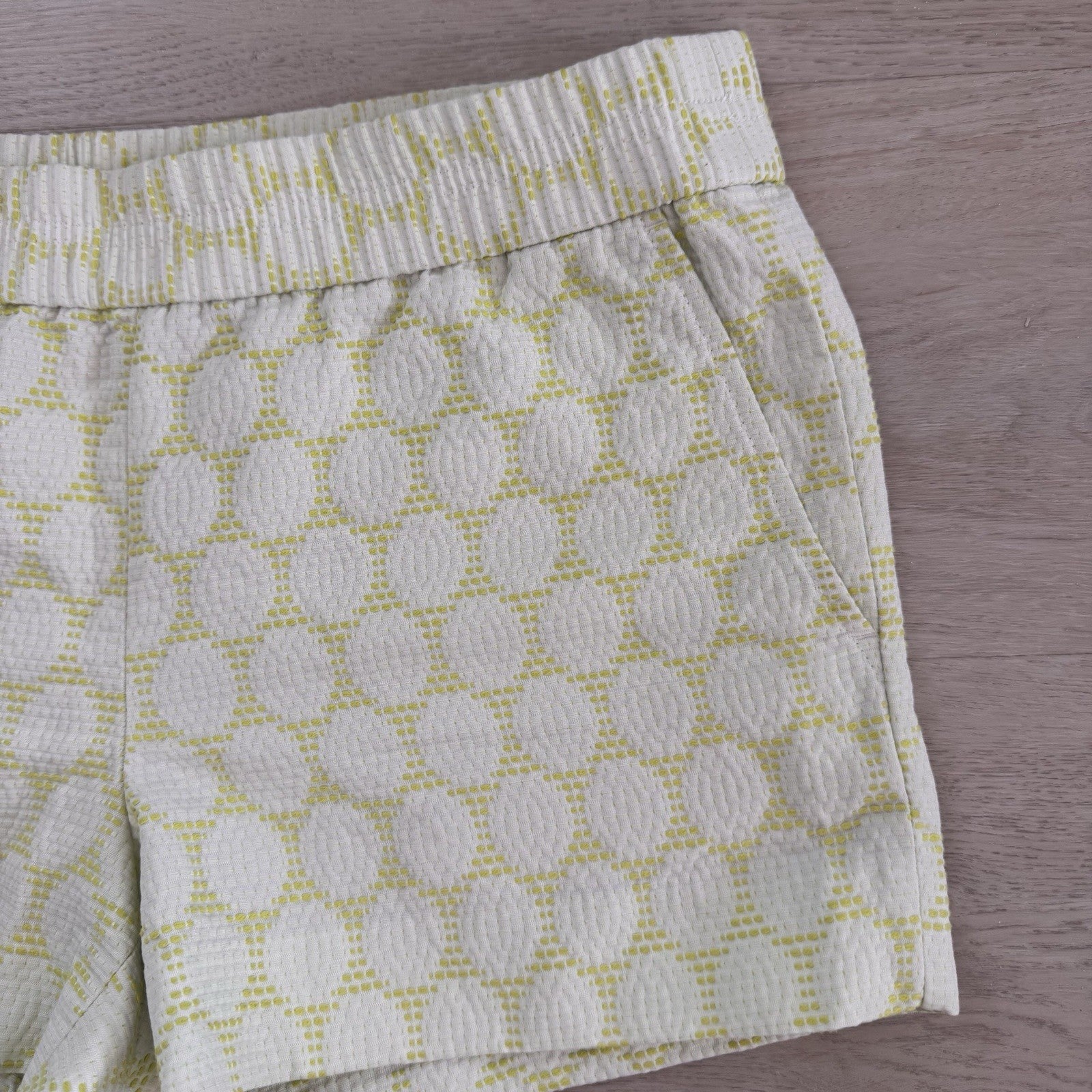 J.Crew Textured Yellow Dot Shorts Size 4 White Cream Lined