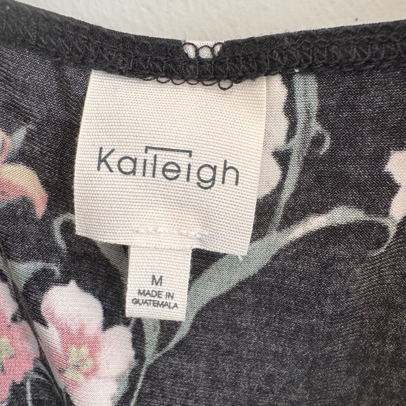 Kaileigh Black Floral Wide Leg Jumpsuit Medium Sleeveless V-Neck Pockets Women’s