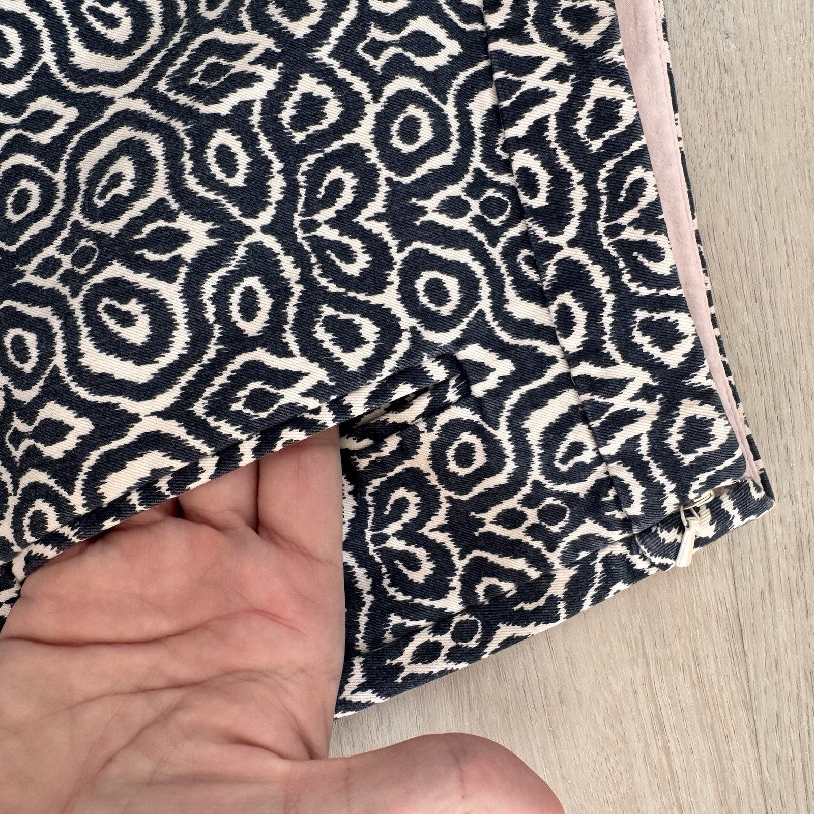 J.Crew Navy White Women’s Print Skirt Size 4 Stretch Cotton