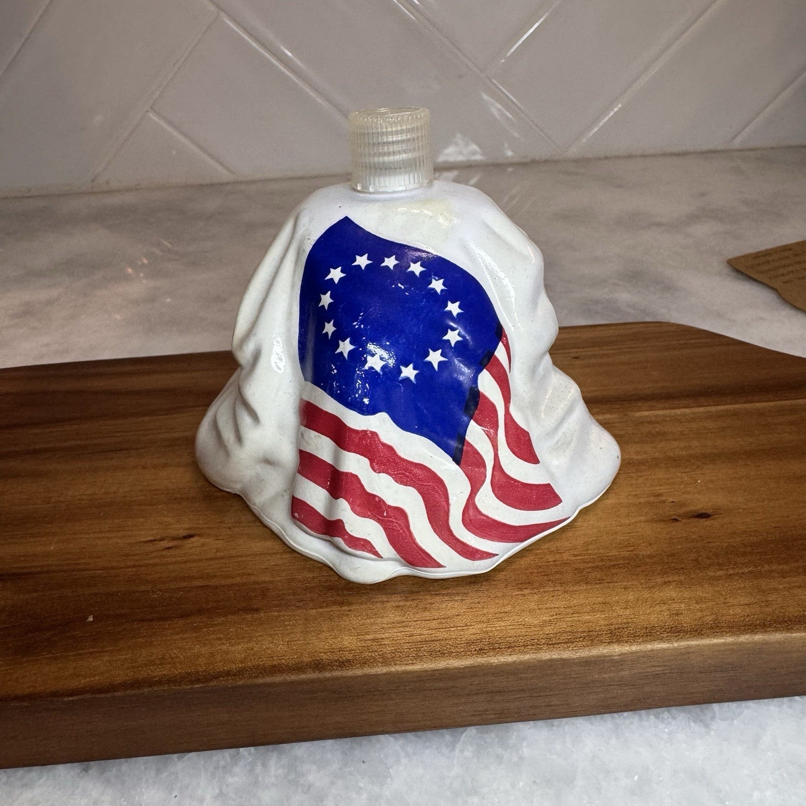 Vintage 1976 Avon Bicentennial Bell Decanter July 4 1776 Betsy Ross Flag Empty