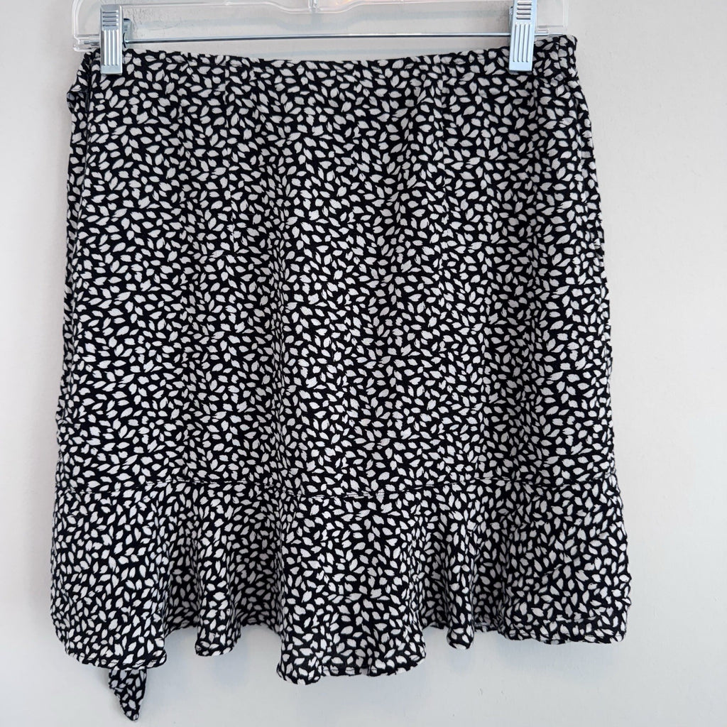 Abercrombie Wrap Mini Skirt Womens M Black White Print Ruffle Tie