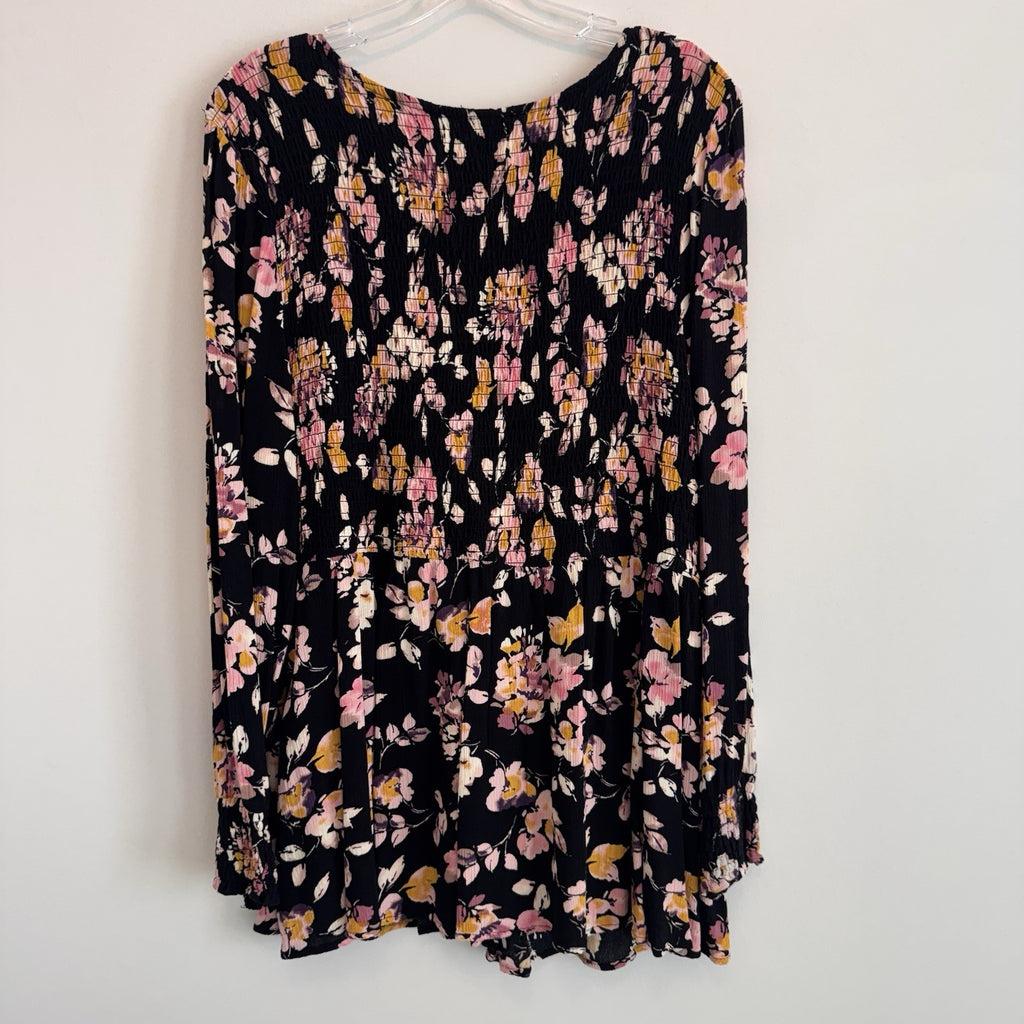 Torrid Floral Babydoll Blouse Size 2 Black Pink Smocked Boho Top Women’s