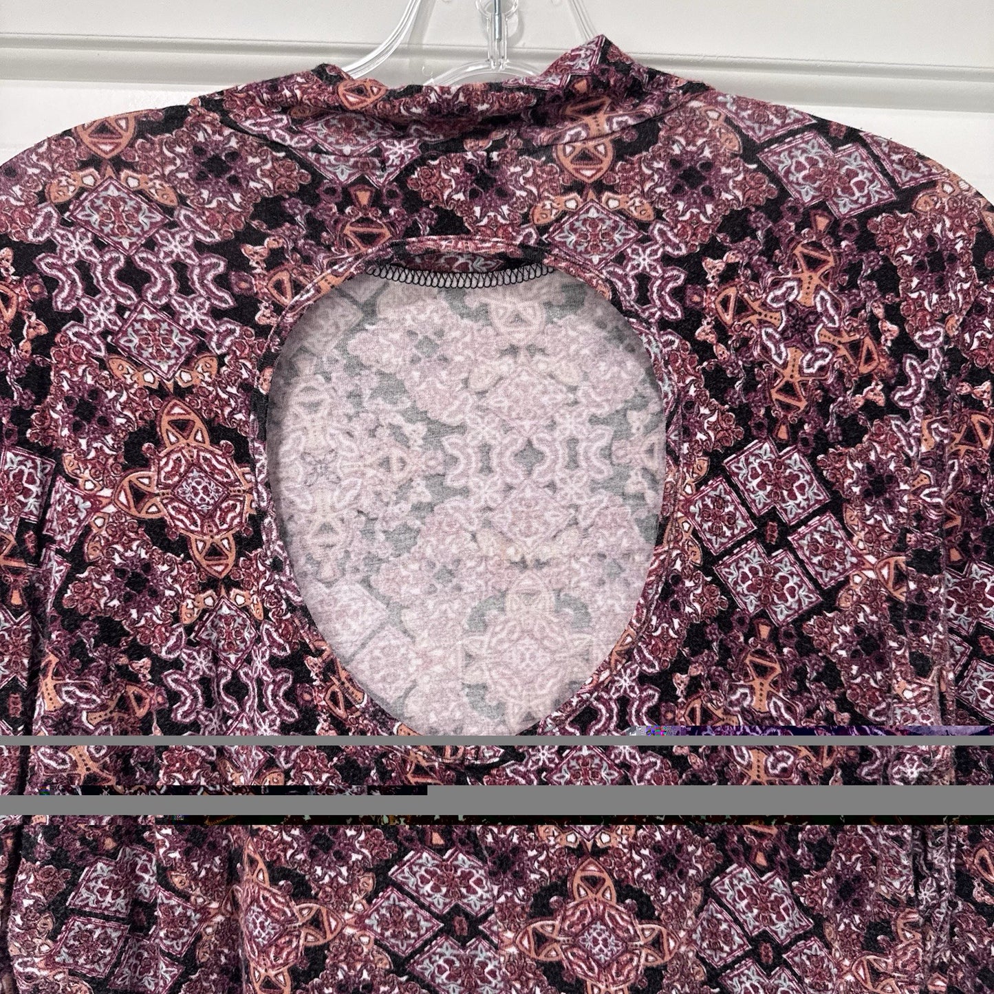 Wet Seal Y2K Print Long Sleeve Mock Neck Top XL Boho Retro Pattern Cutout Back