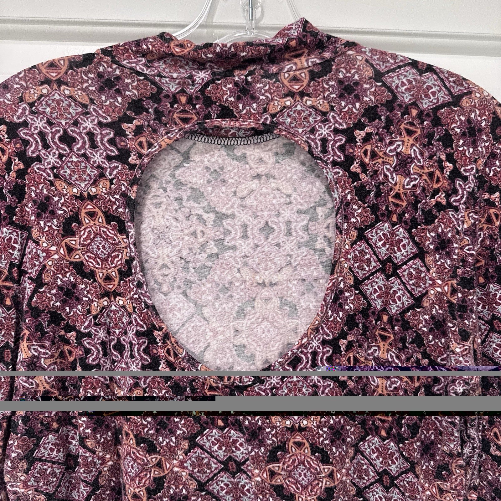 Wet Seal Y2K Print Long Sleeve Mock Neck Top XL Boho Retro Pattern Cutout Back