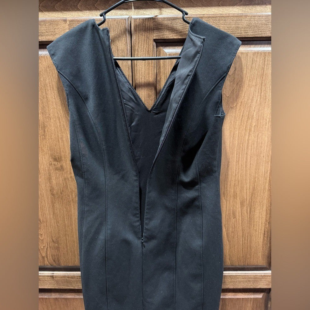 White House Black Market Sheath Dress Size 8 Black V-Neck Sleeveless Career