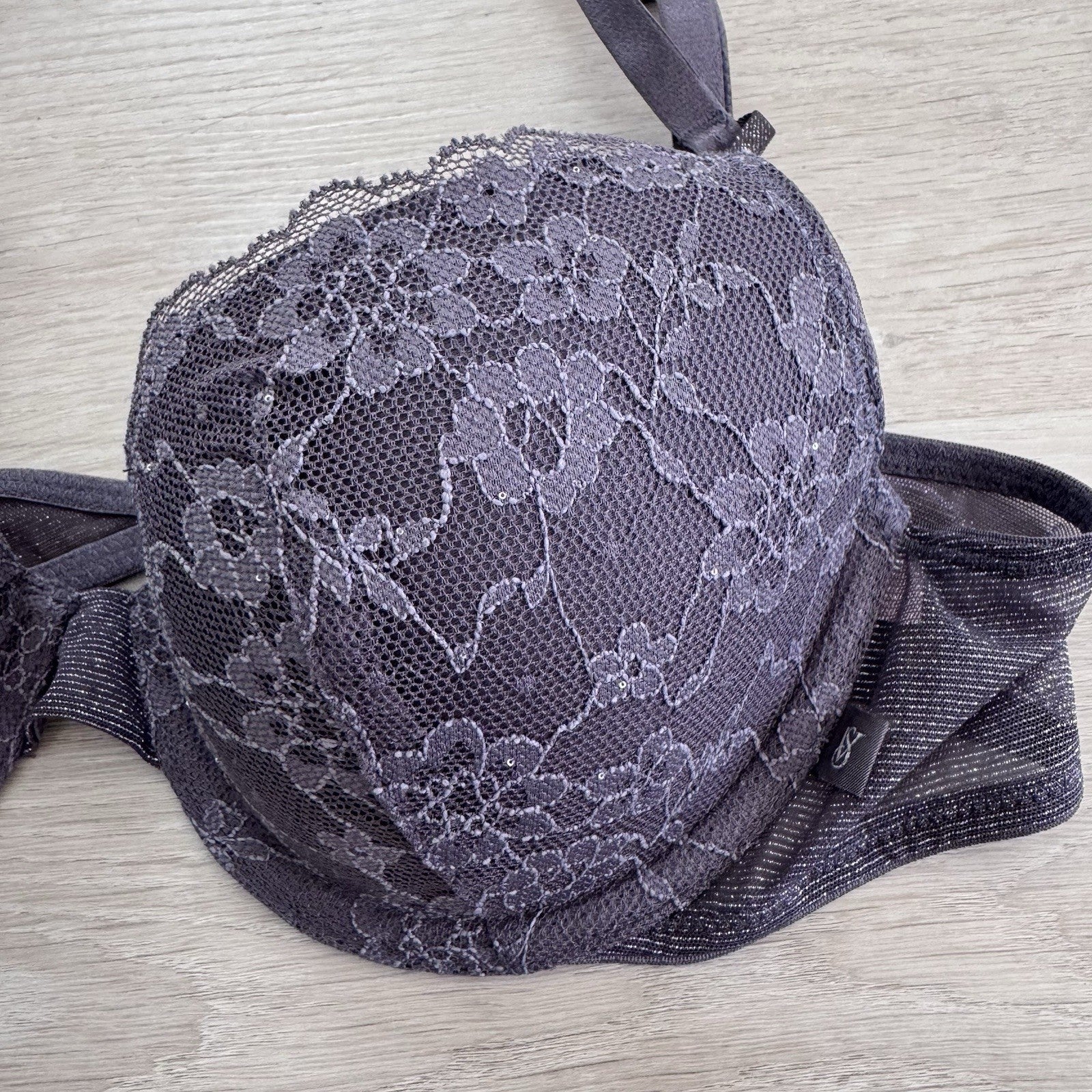 Victoria’s Secret 34B Lightly Lined Demi Bra Purple Lace NWOT
