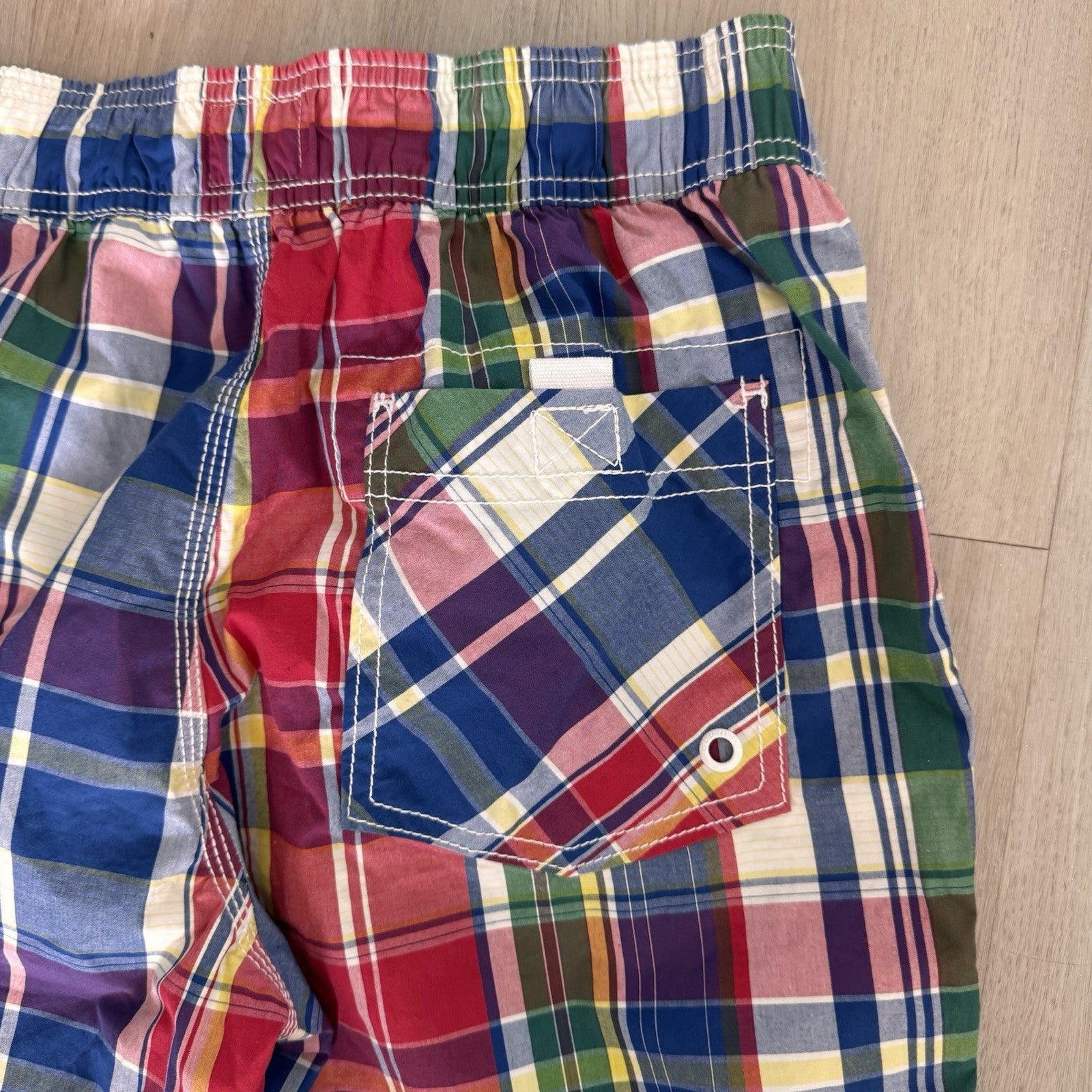 Old Navy Men’s Small Swim Trunks NWT Rainbow Plaid Madras Mesh Lined 2011