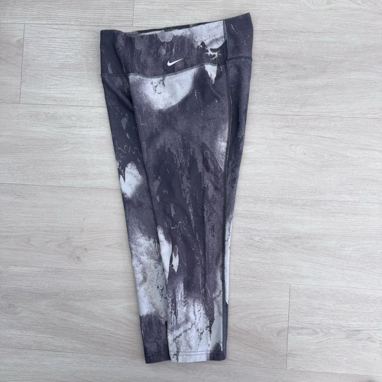 Nike Dri-Fit Leggings Women Small Gray Black Abstract Print Recycled Stretch 