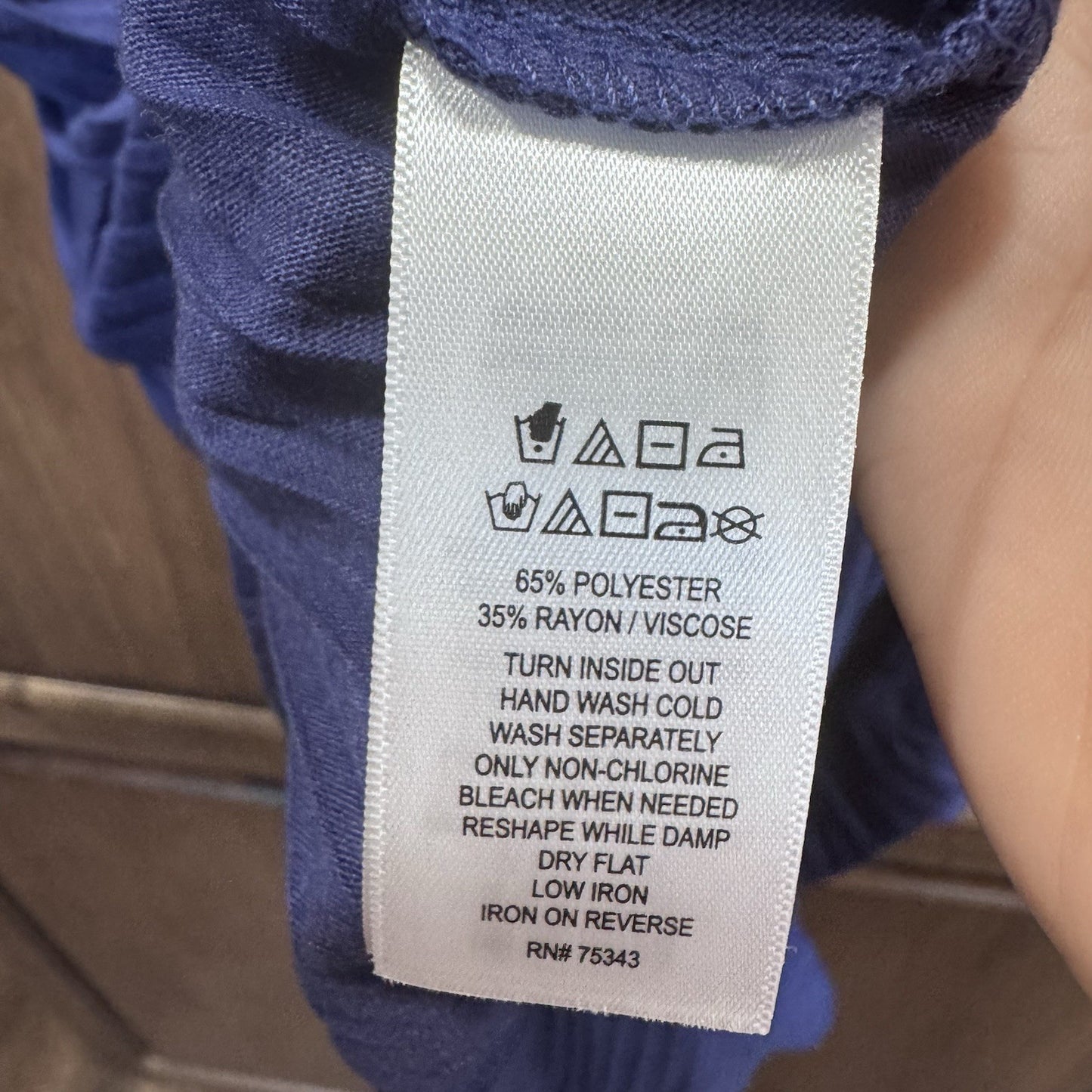 Tahari Pleated Sleeveless Blouse XL Blue Split Neck Tank Top