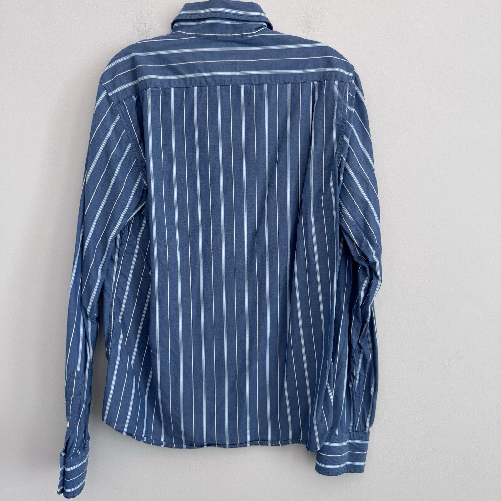 Hollister Men’s Medium Blue Striped Button Up Shirt Cotton Logo Casual
