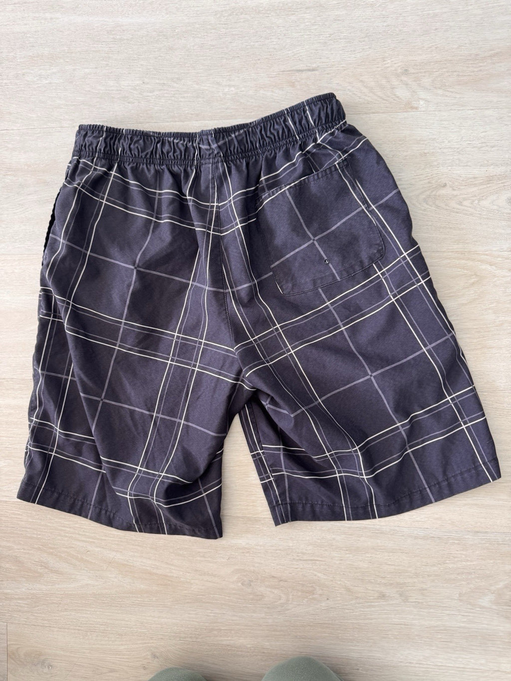 Nike Men’s Large Black White Plaid Check Lined Swim Trunks Board Shorts L