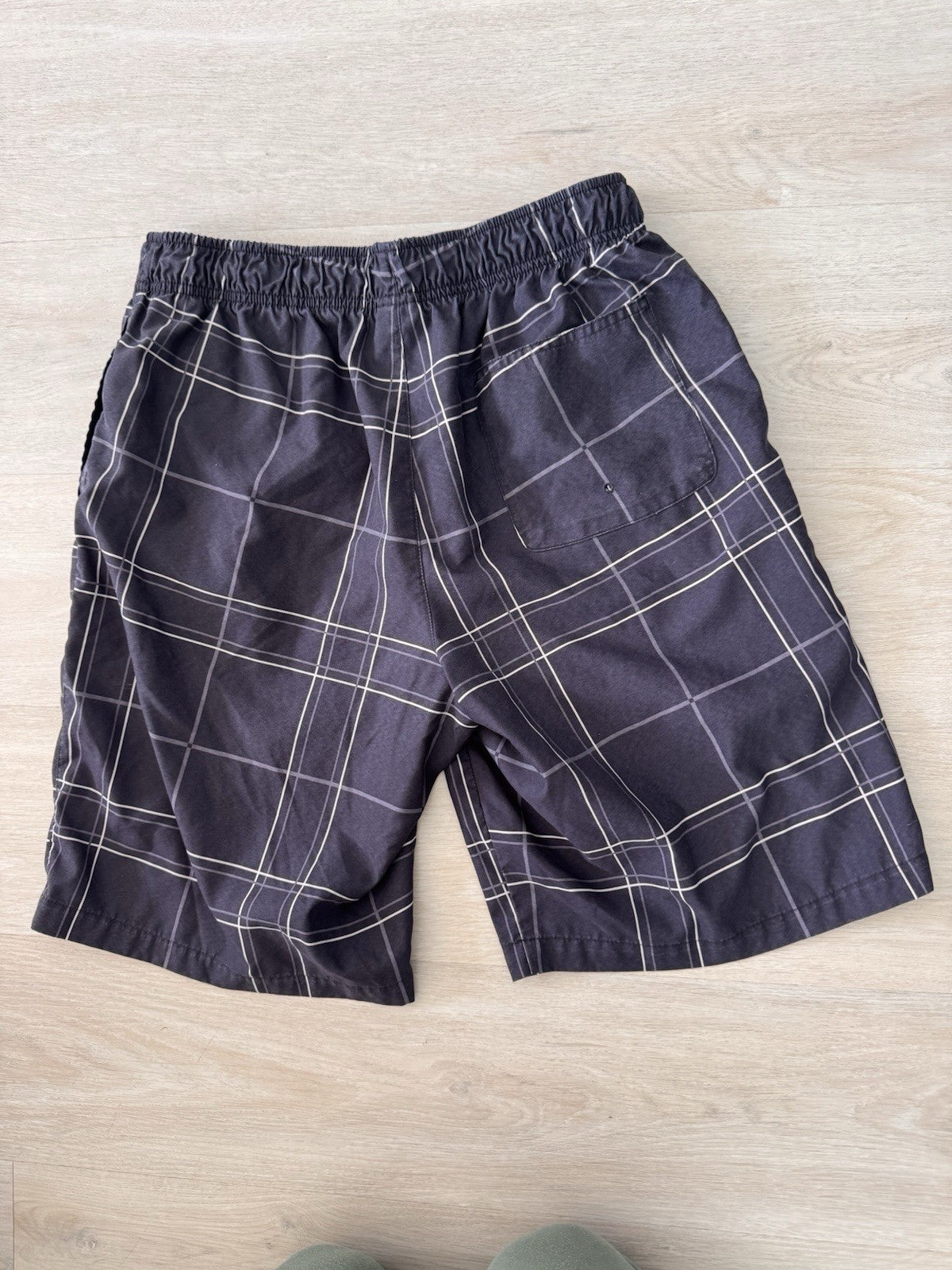 Nike Men’s Large Black White Plaid Check Lined Swim Trunks Board Shorts L