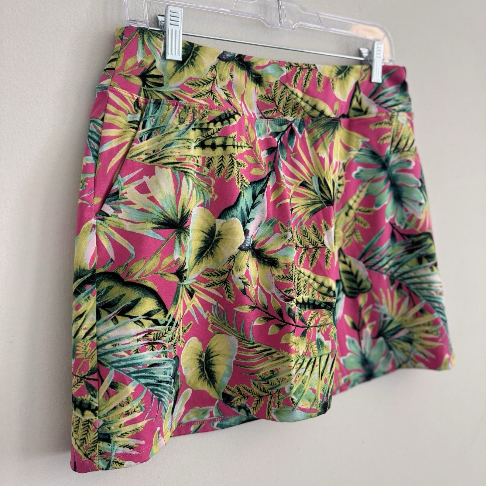 Tommy Bahama Golf Skort Womens Medium M Tropical Floral Pink Active Skirt