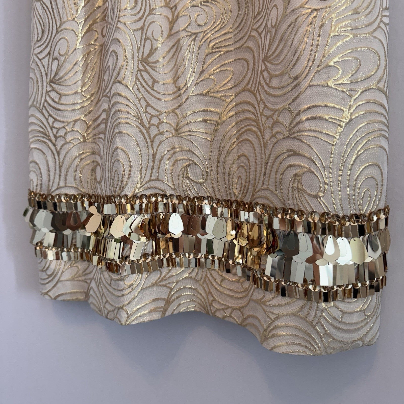 Lilly Pulitzer XS Silk Gold Metallic Fil Coupe Shift Dress Sequin Fringe Hem