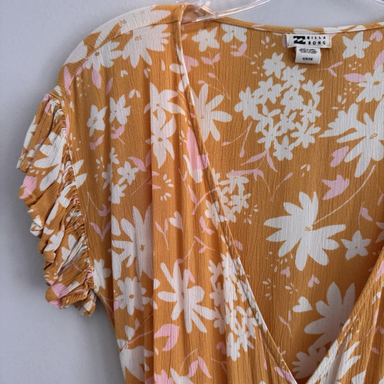 BILLABONG Wrap & Roll Mini Dress Sz S Yellow Floral VNeck Flutter Sleeve Women’s
