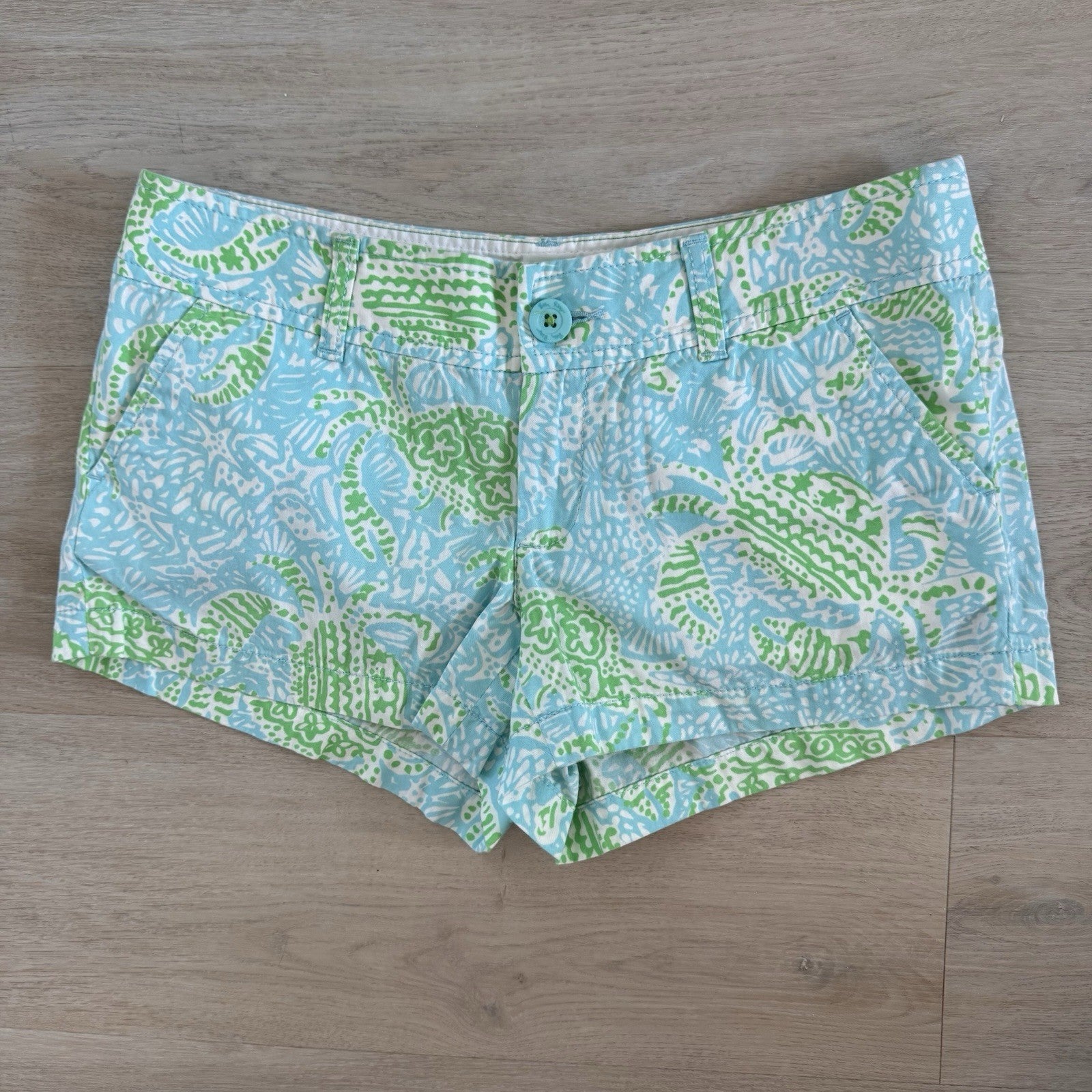 Lilly Pulitzer Walsh Shorts Size 4 Blue Green Print Preppy Women’s