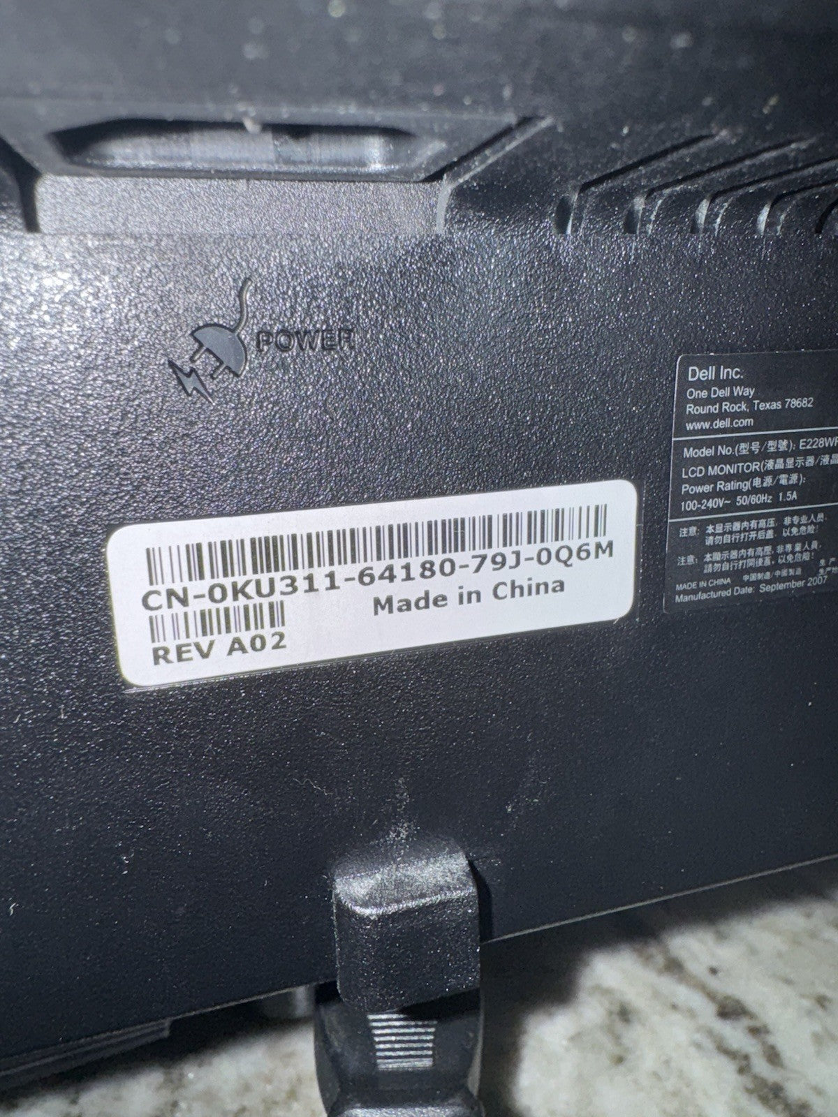 Dell E228WFP 22" Monitor w/Stand, Power Cords Great Condition