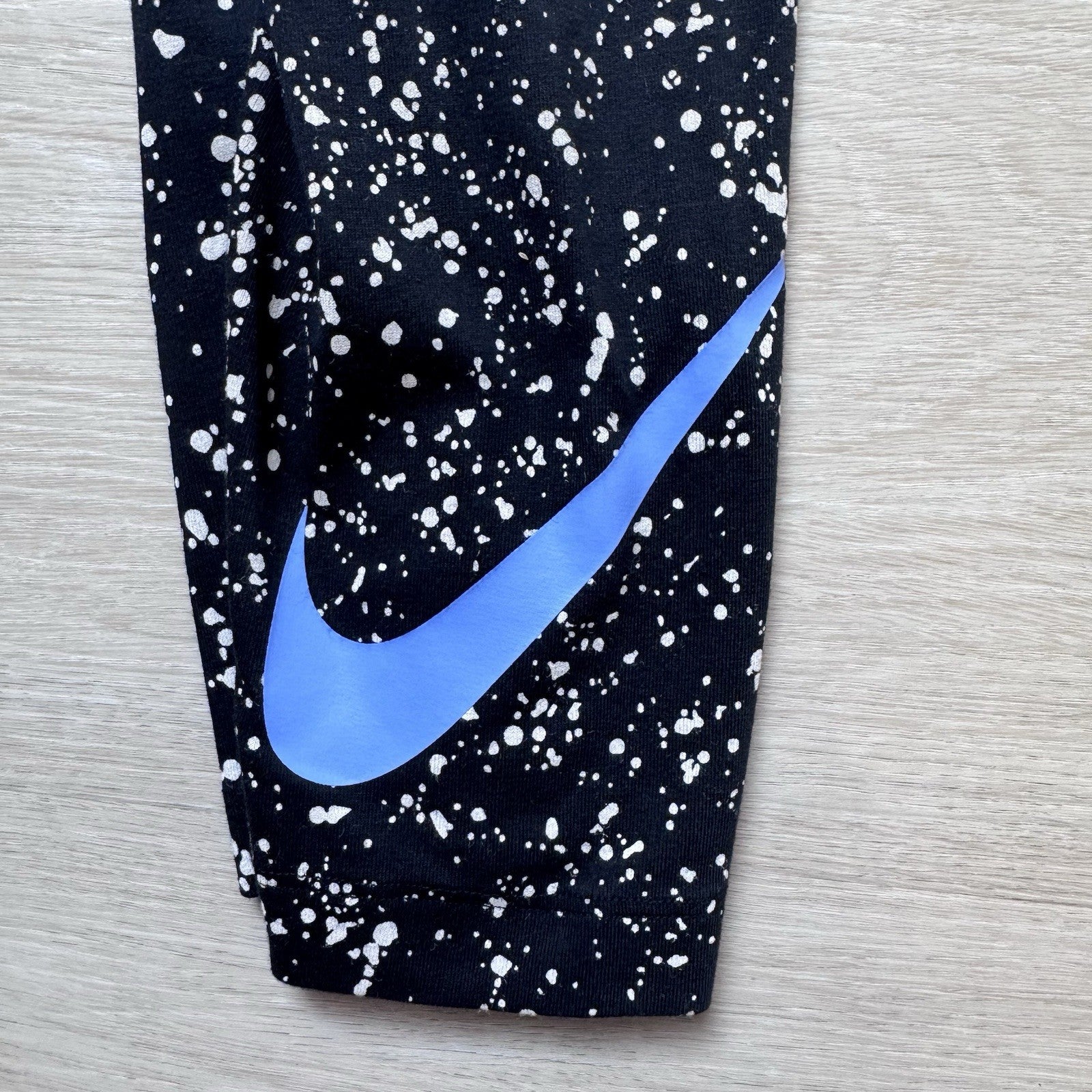 Nike Women’s Leggings Small Black Paint Splatter Blue Swoosh Stretch Athletic