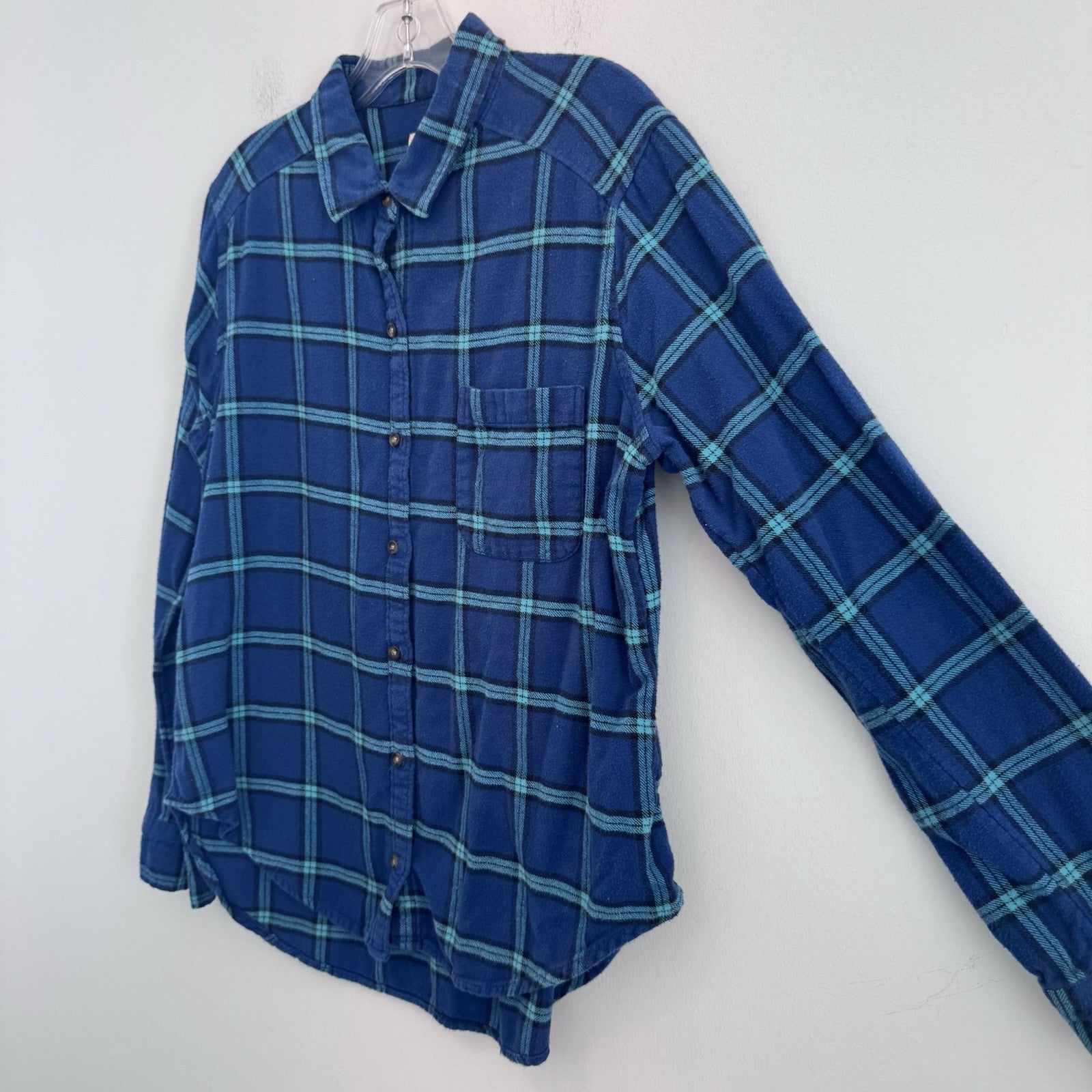 Hollister Blue Plaid Flannel Button Up Shirt Women’s L Cotton Oversized