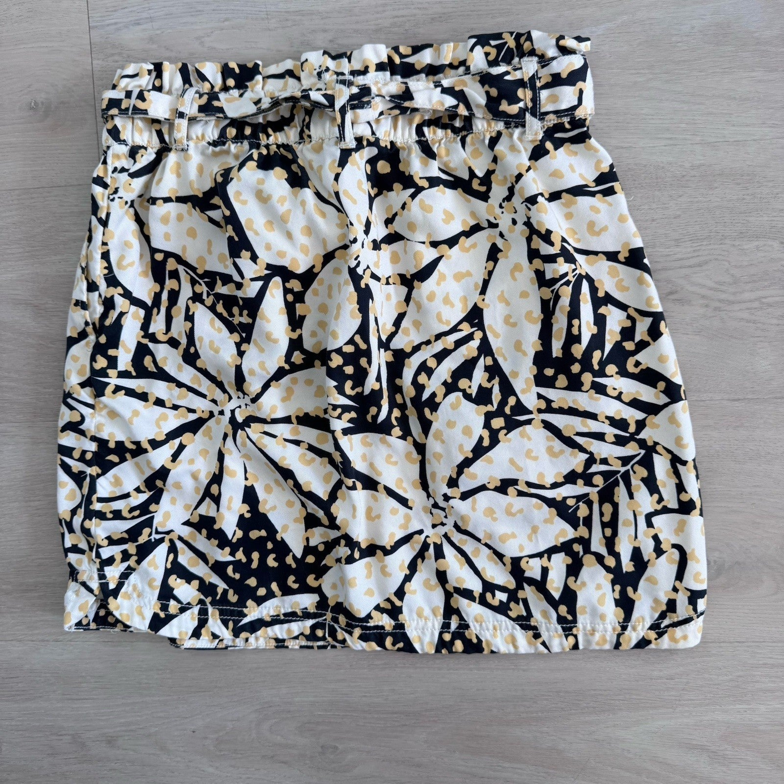 Nicole Miller NY Floral Skirt XS Tie Waist Lyocell