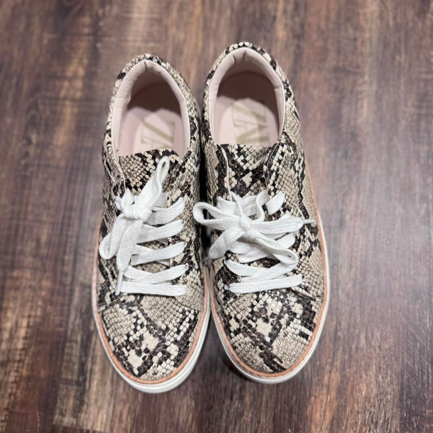 Zara animal print casual sneakers size 7.5 Snake skin