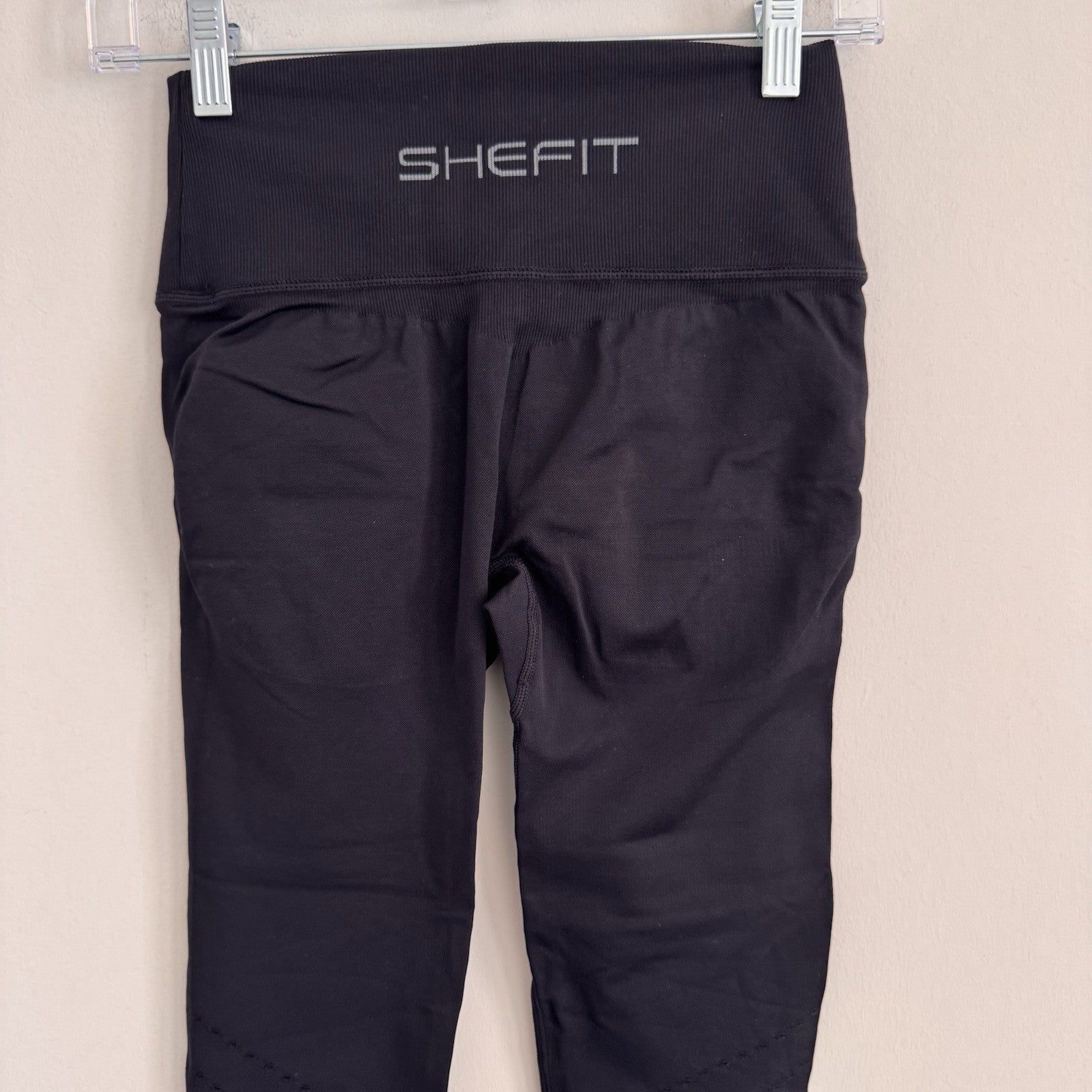 SHEFIT Boss Seamless Leggings Medium M Black High Waisted Compression Yoga Pants