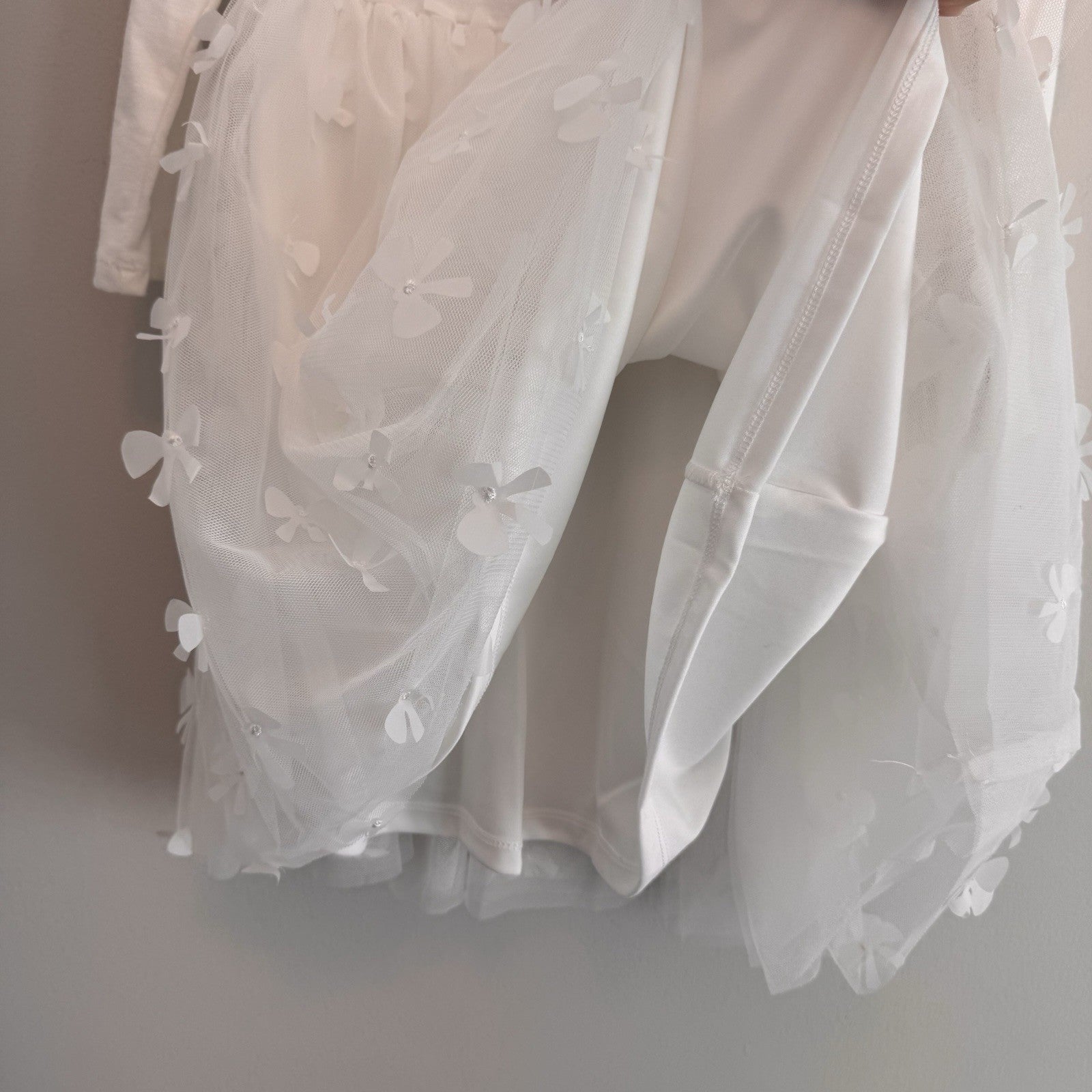 Btween Girls White Tulle Dress Size 8 Bow Detail Long Sleeve NWT With Bow
