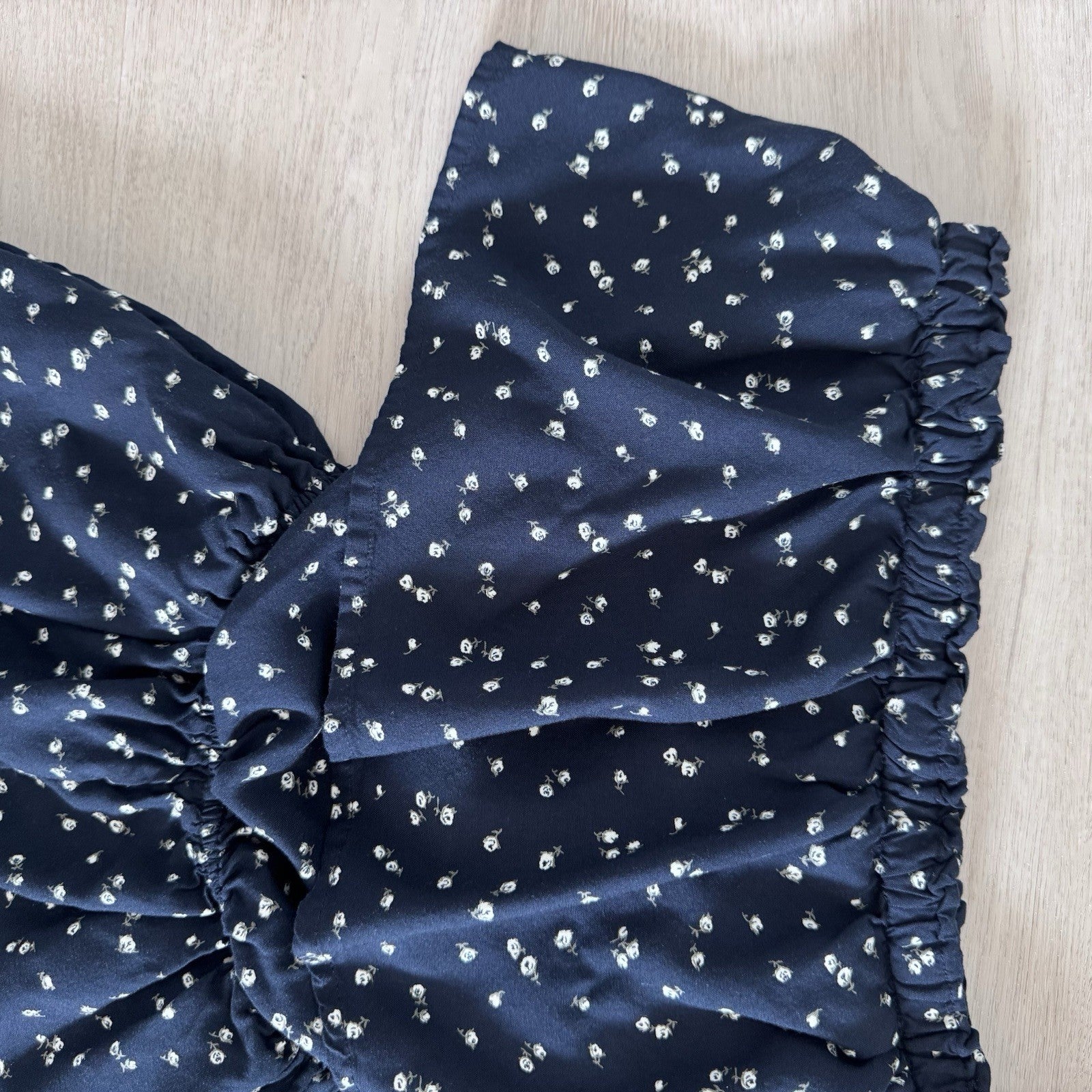 Hollister Off Shoulder Floral Romper Navy Blue Size S Boho Summer