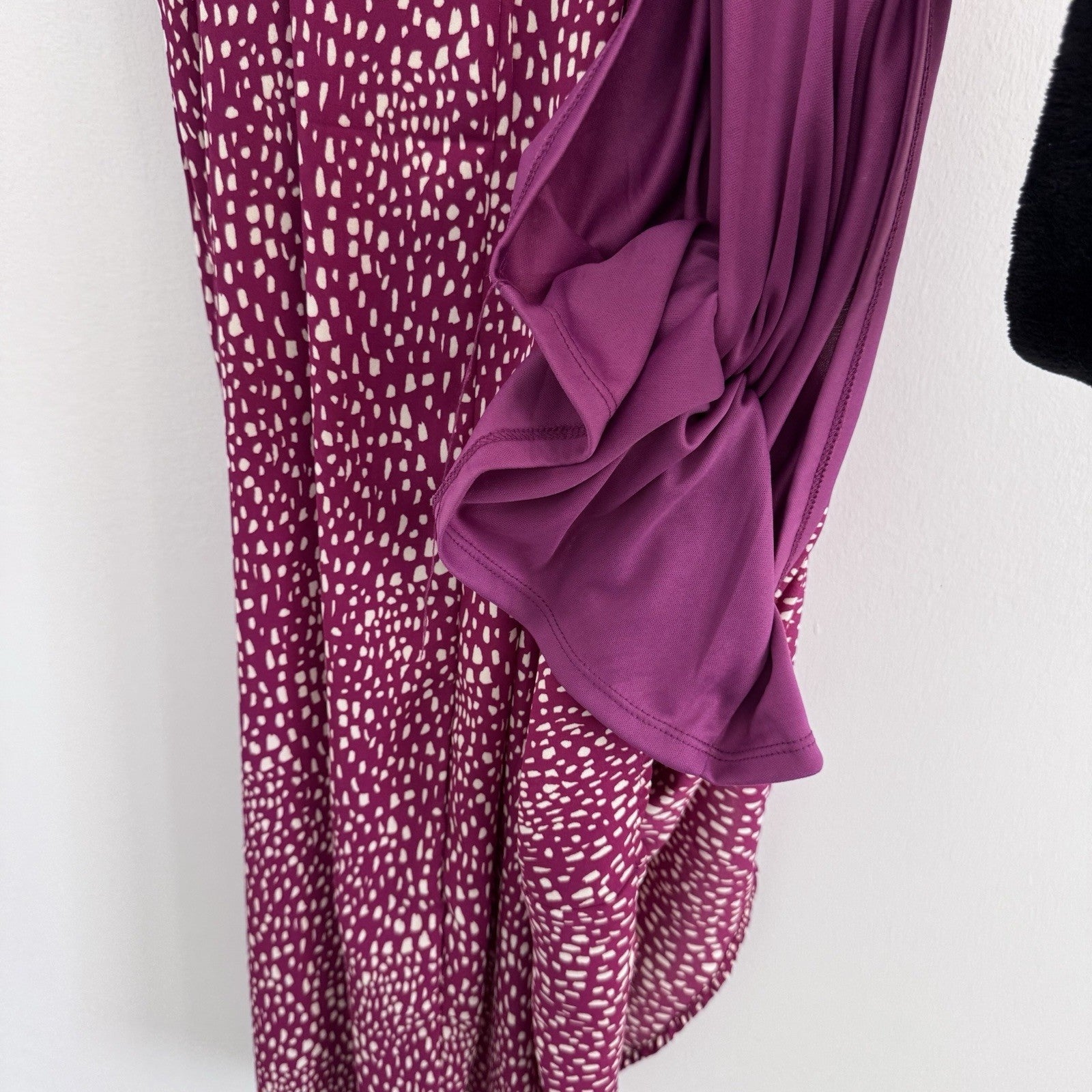 Sienna Sky Dress L Magenta White Print Ruffle Strap Midi Lined NWT