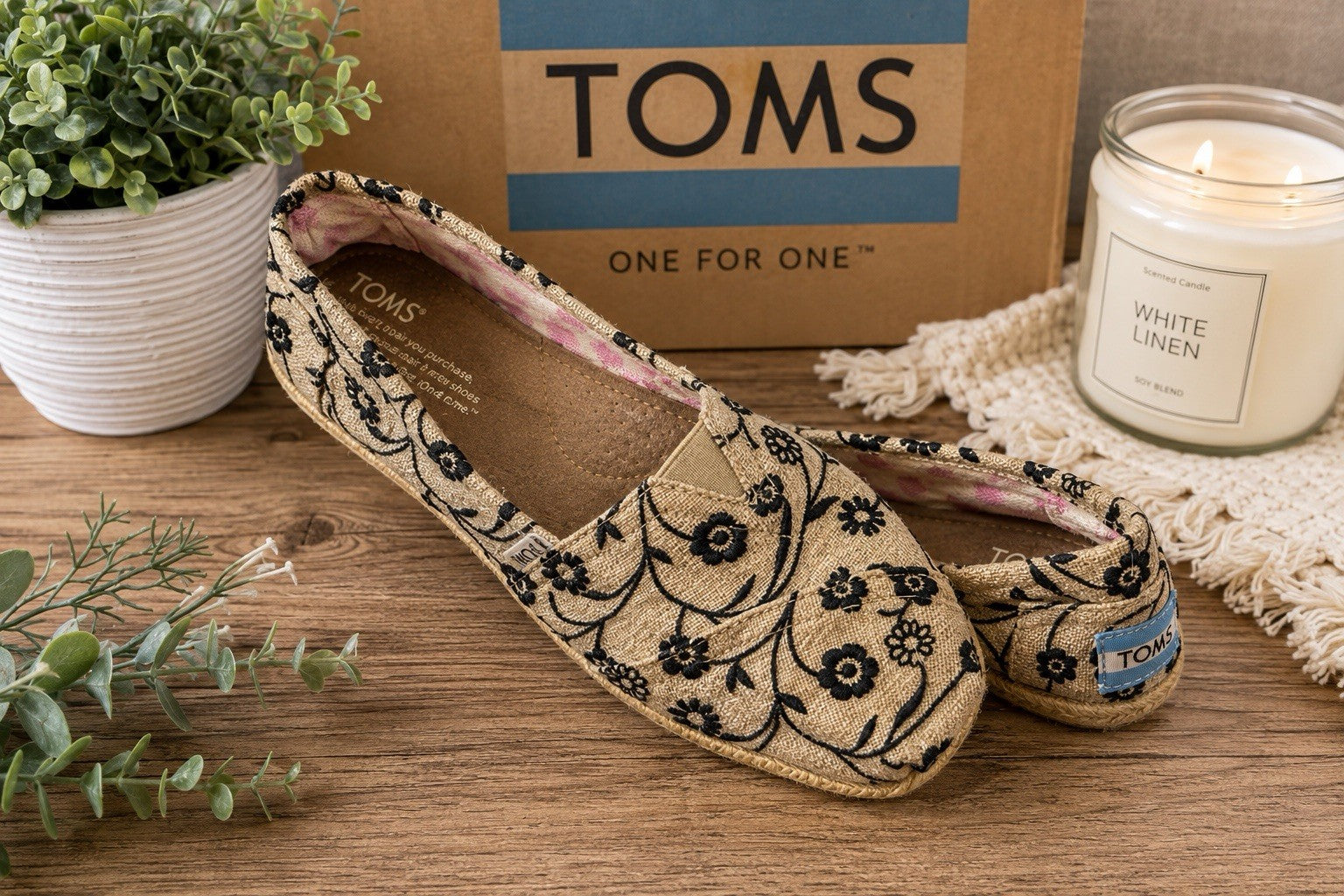 TOMS Classic Alpargata Floral Embroidered Espadrille Women’s 9M Tan Black