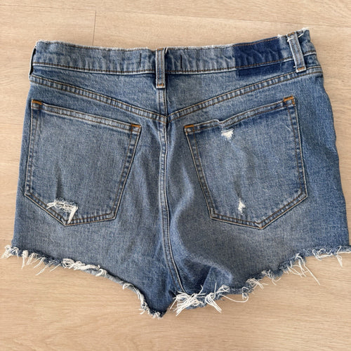 Abercrombie Women’s Mom Shorts High Rise Distressed Denim Cutoff 31/12