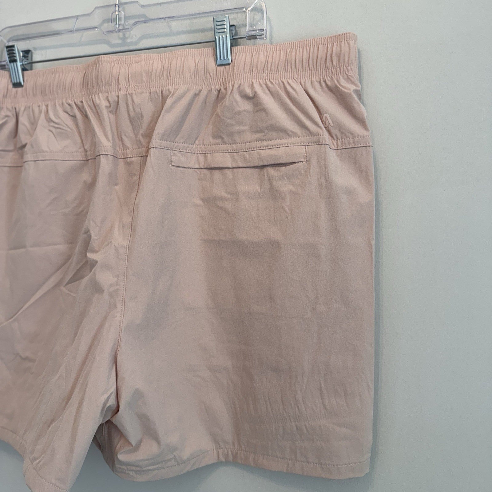 VRST Men's XXL 5" Everyday Short Light Pink NWT Athletic Gym Training 2XL 5in
