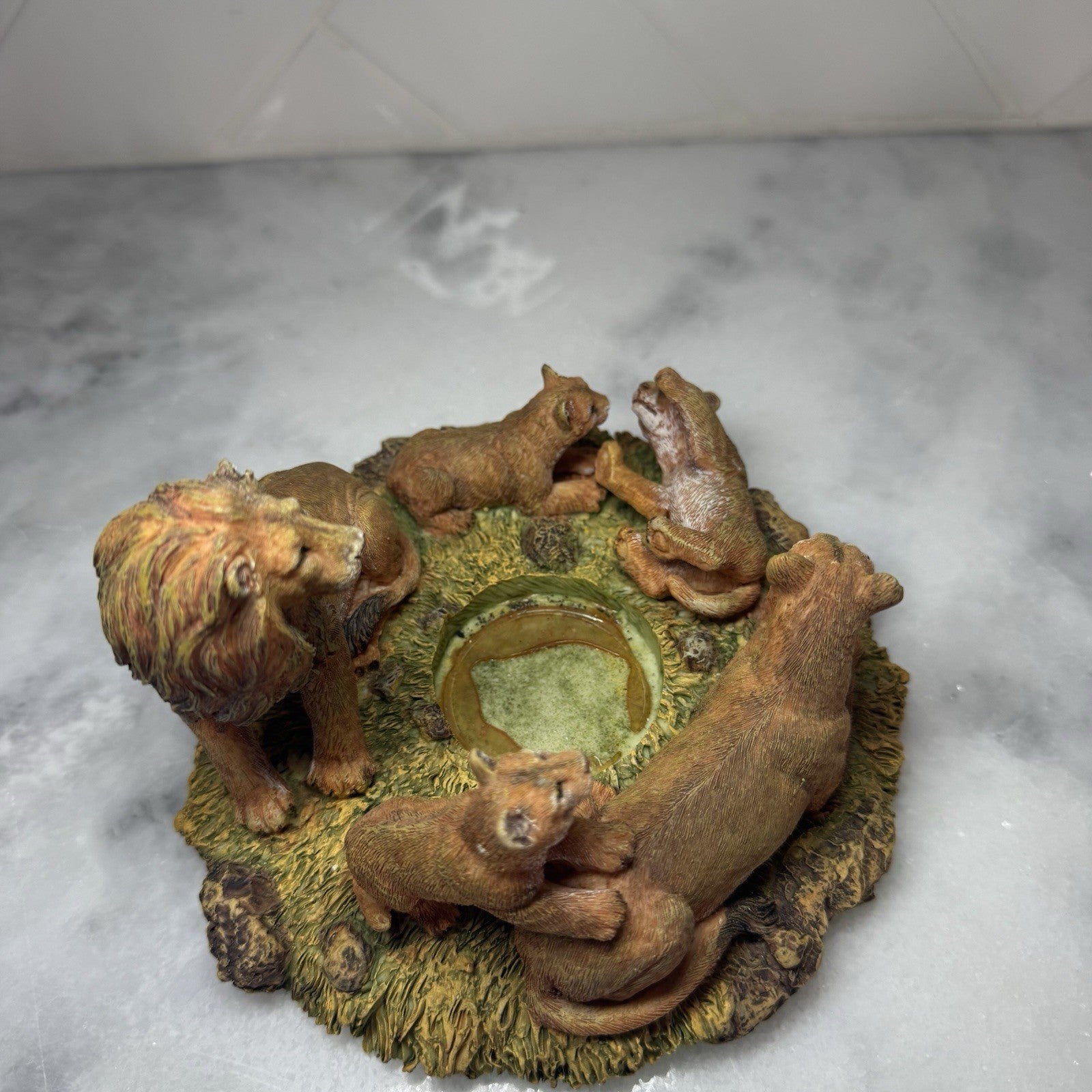 Lion Family Tea Light Candle Holder Safari Wildlife Decor Resin Statue 7x5
