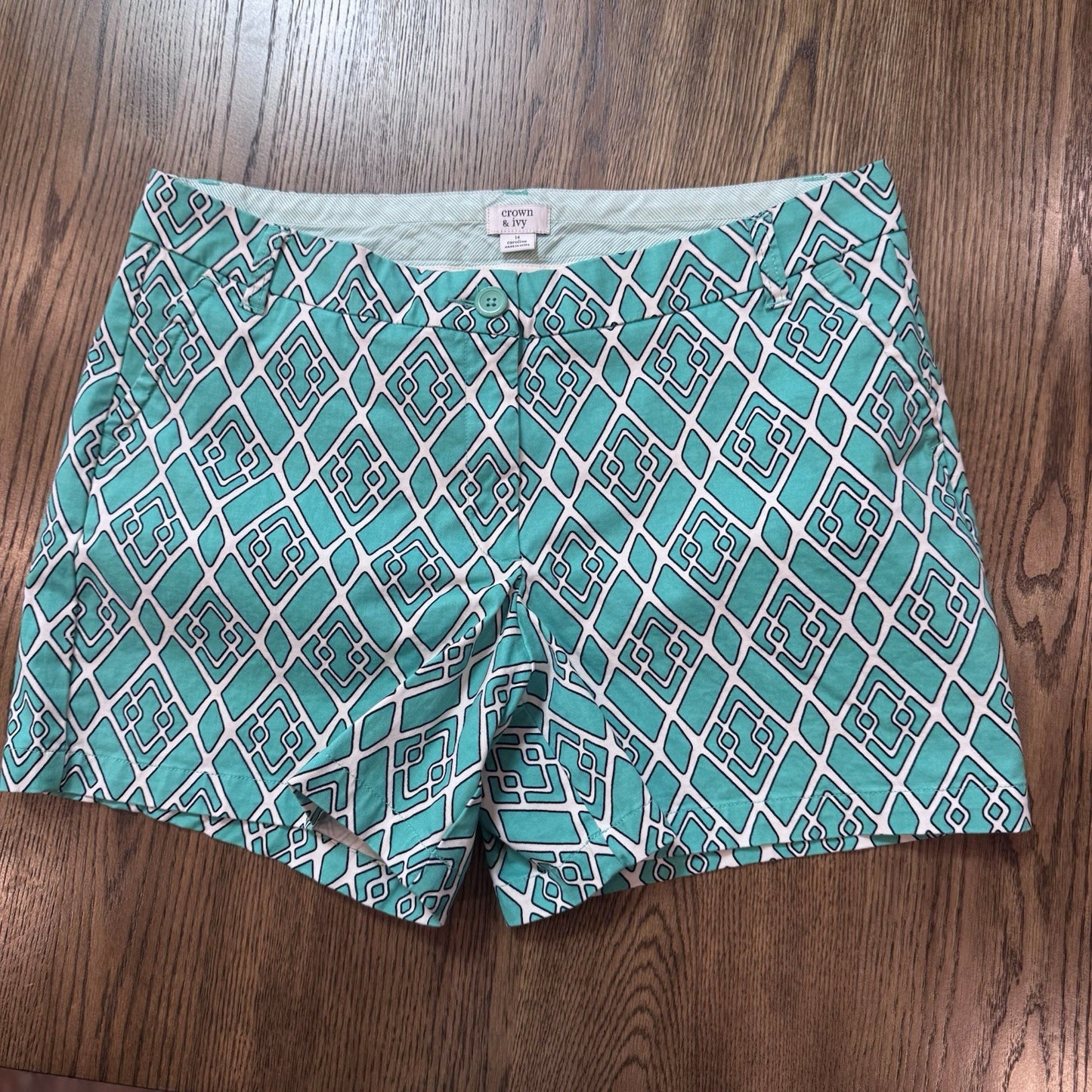 Crown & Ivy Caroline Shorts Size 14 Turquoise White Geometric Print