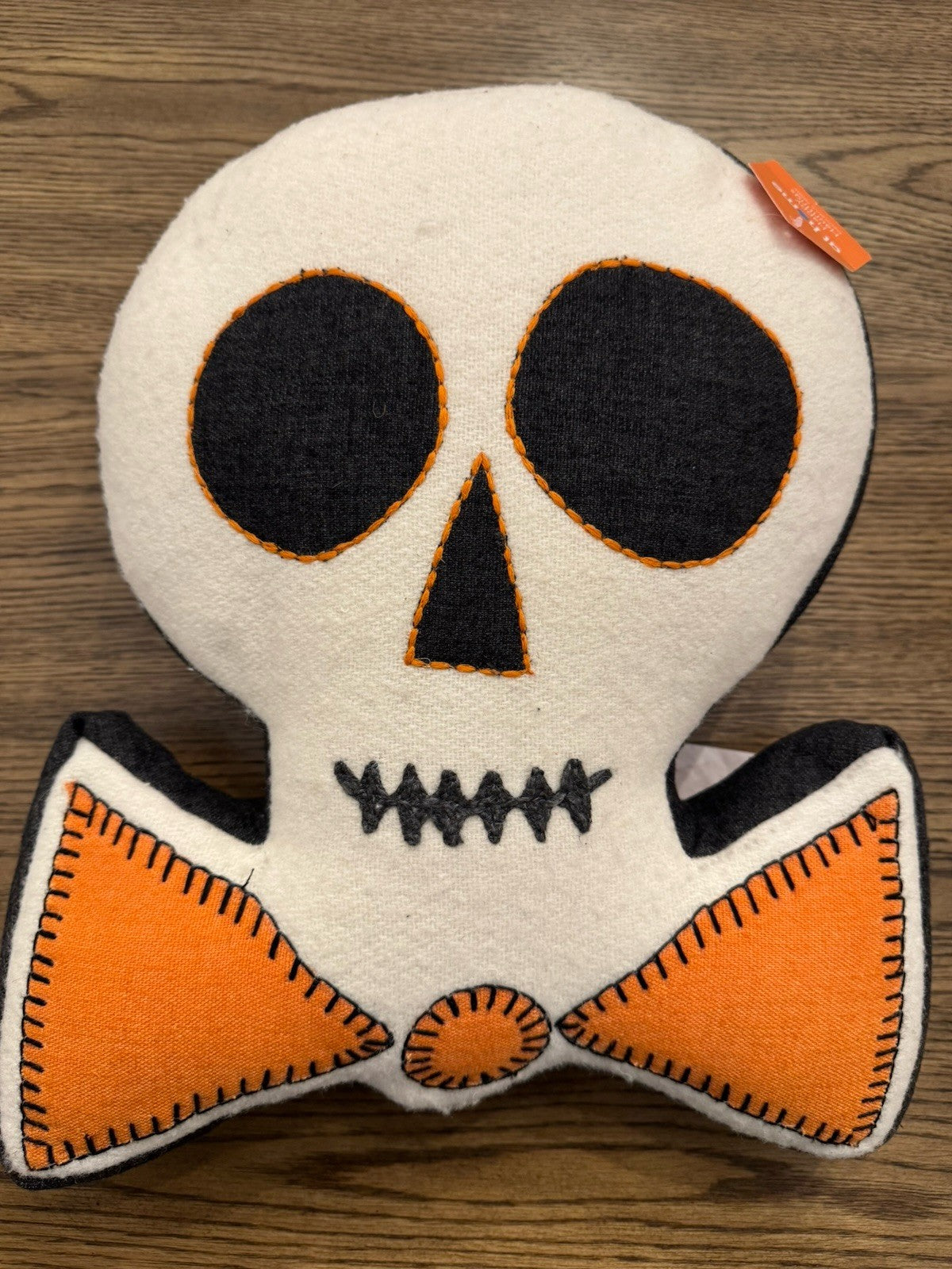 Skull Shaped Halloween Throw Pillow Vintage Look 15x12 Wool/Cotton NEW