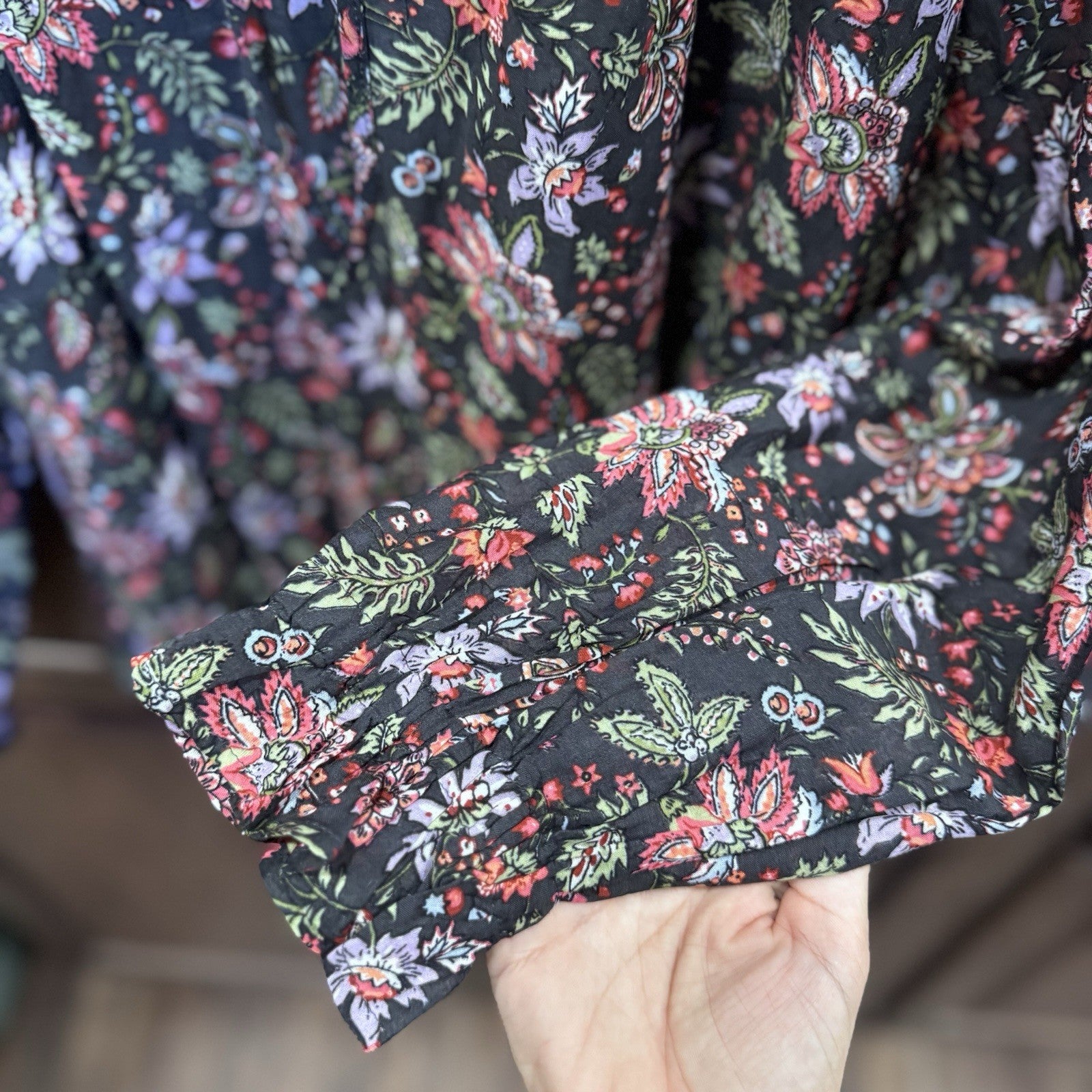 NWT LOFT Women’s Floral Long Sleeve Blouse Size Small Black Pink Green